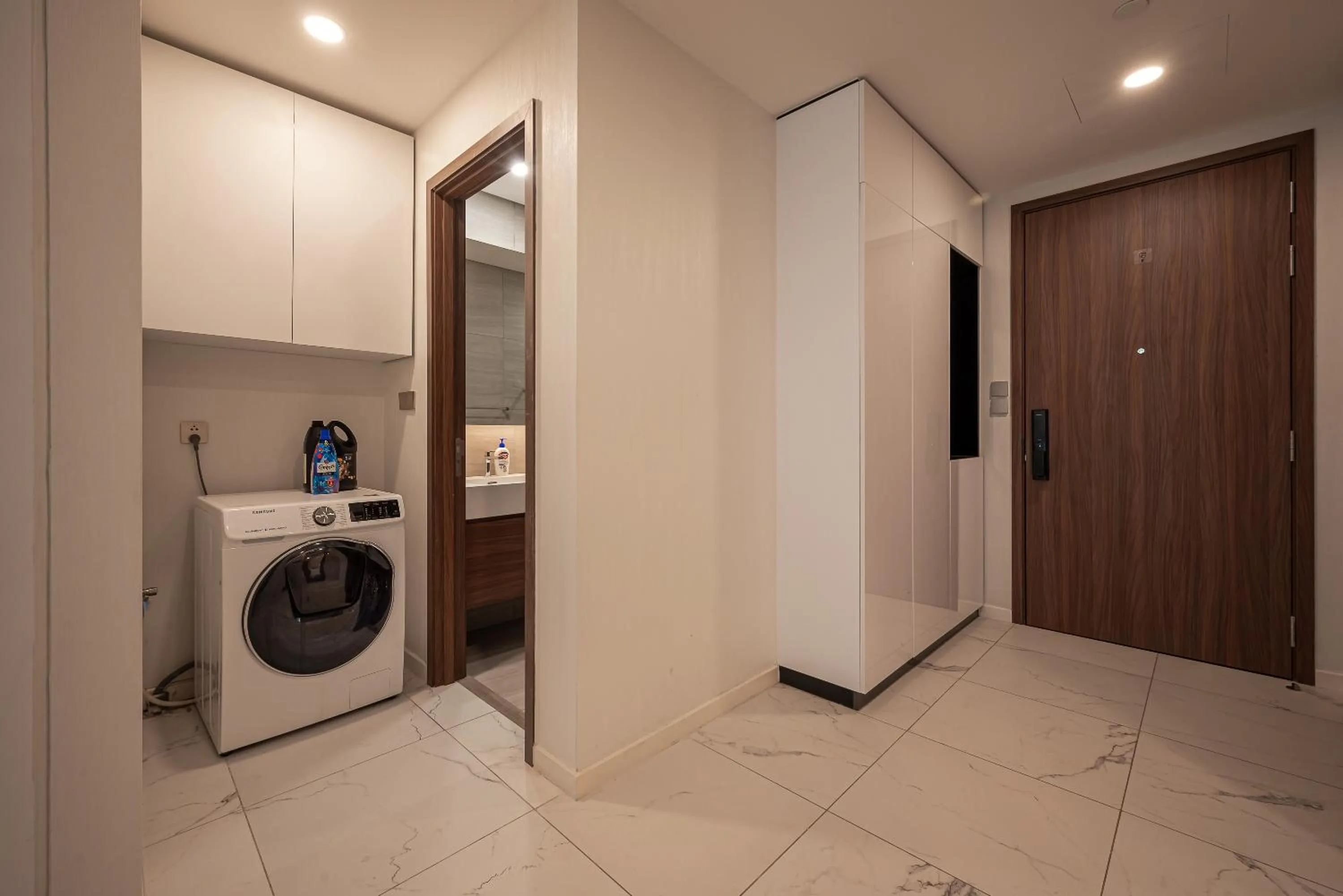 washing machine in Metropole Thu Thiem Condo Apartment