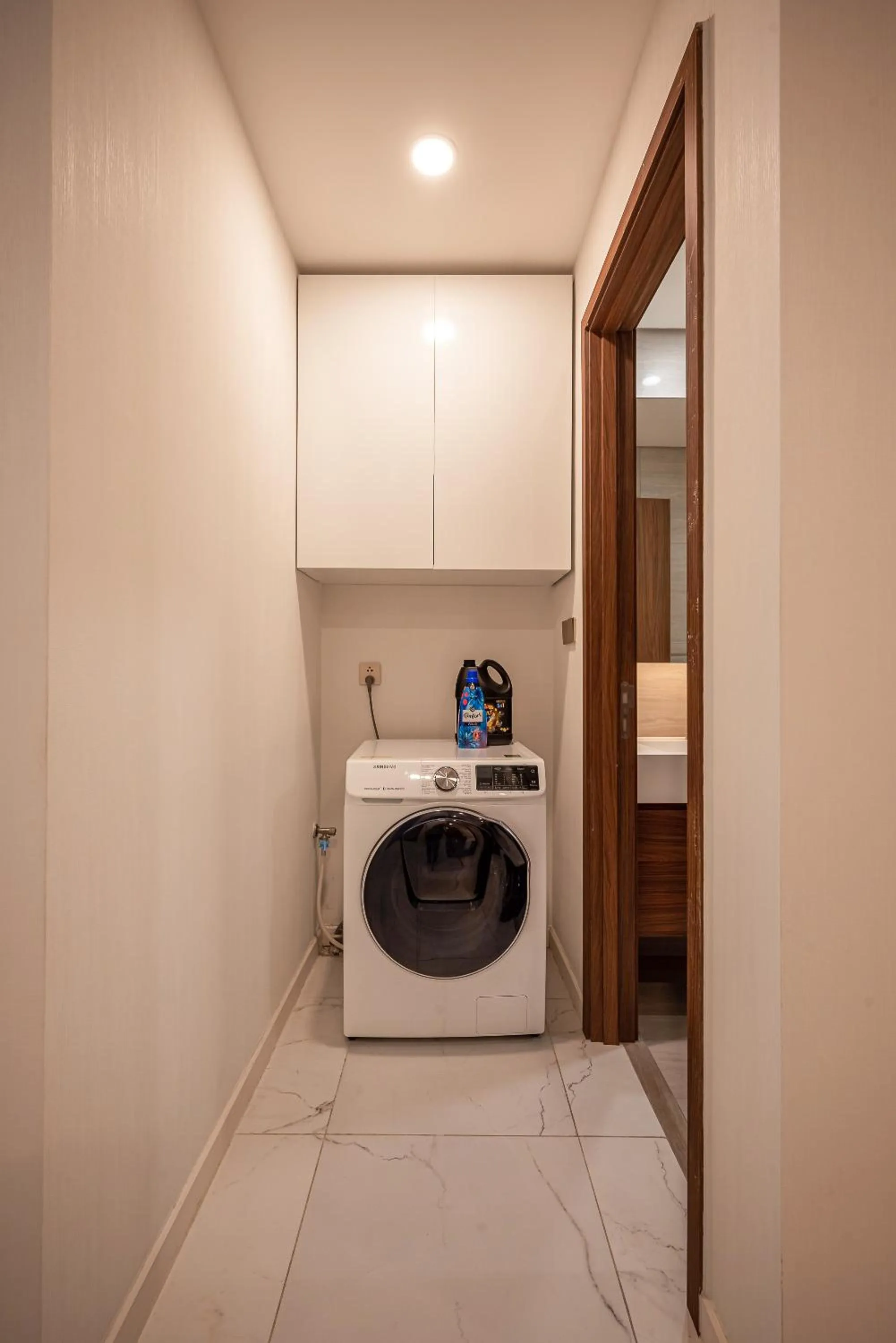 washing machine in Metropole Thu Thiem Condo Apartment