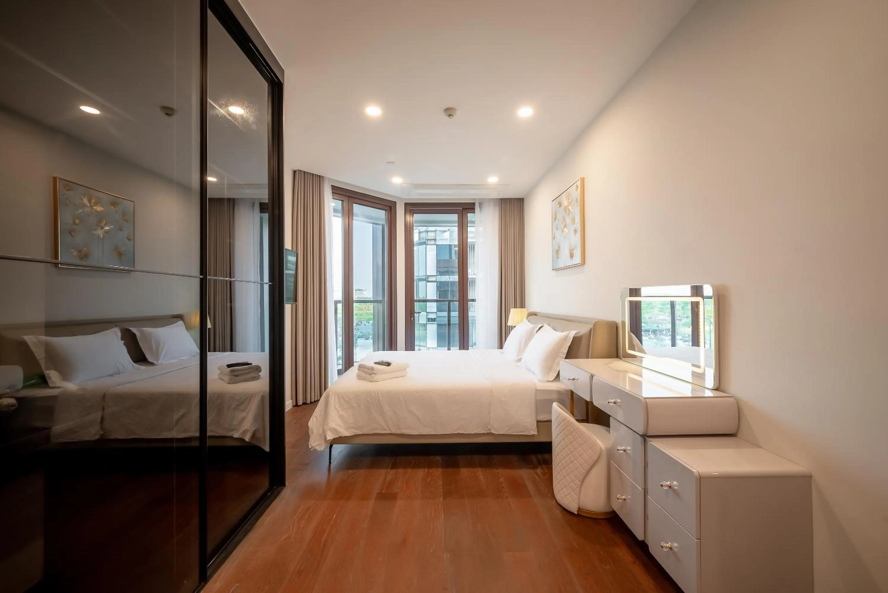 Bed in Metropole Thu Thiem Condo Apartment