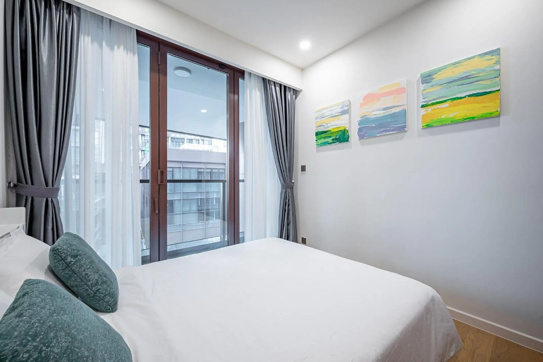 Bed in Metropole Thu Thiem Condo Apartment