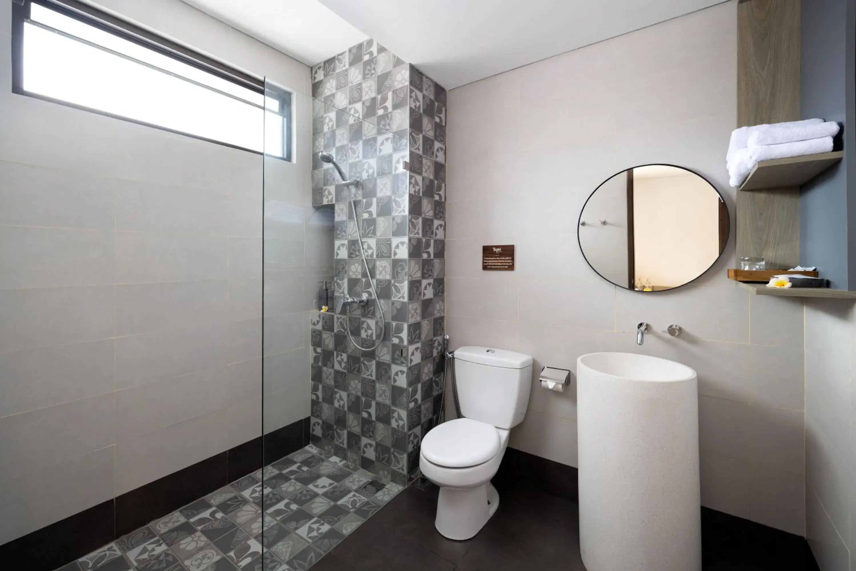 Shower in Tapa Agung View Besakih Shower in Tapa Agung View Besakih