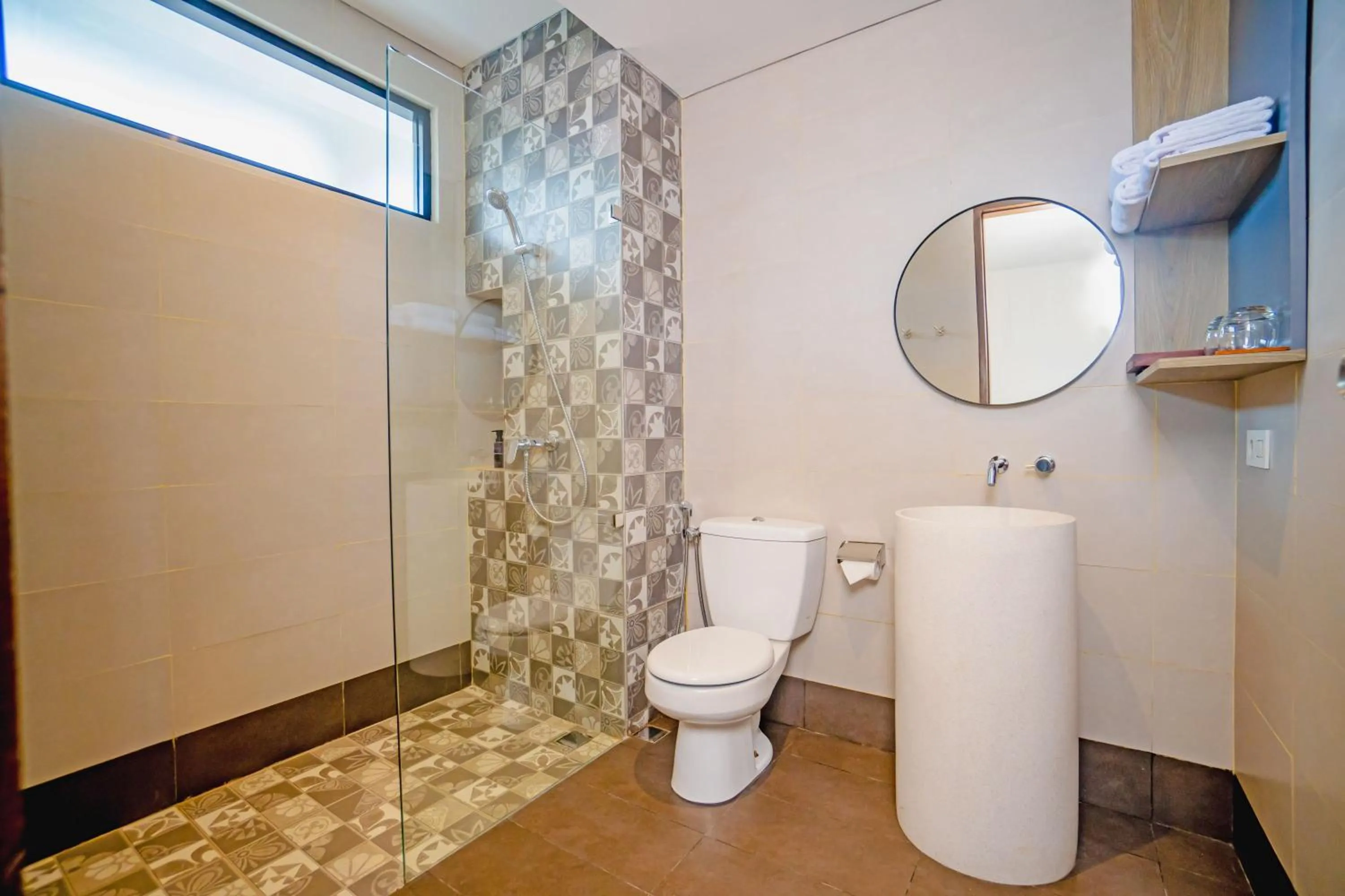 Shower in Tapa Agung View Besakih