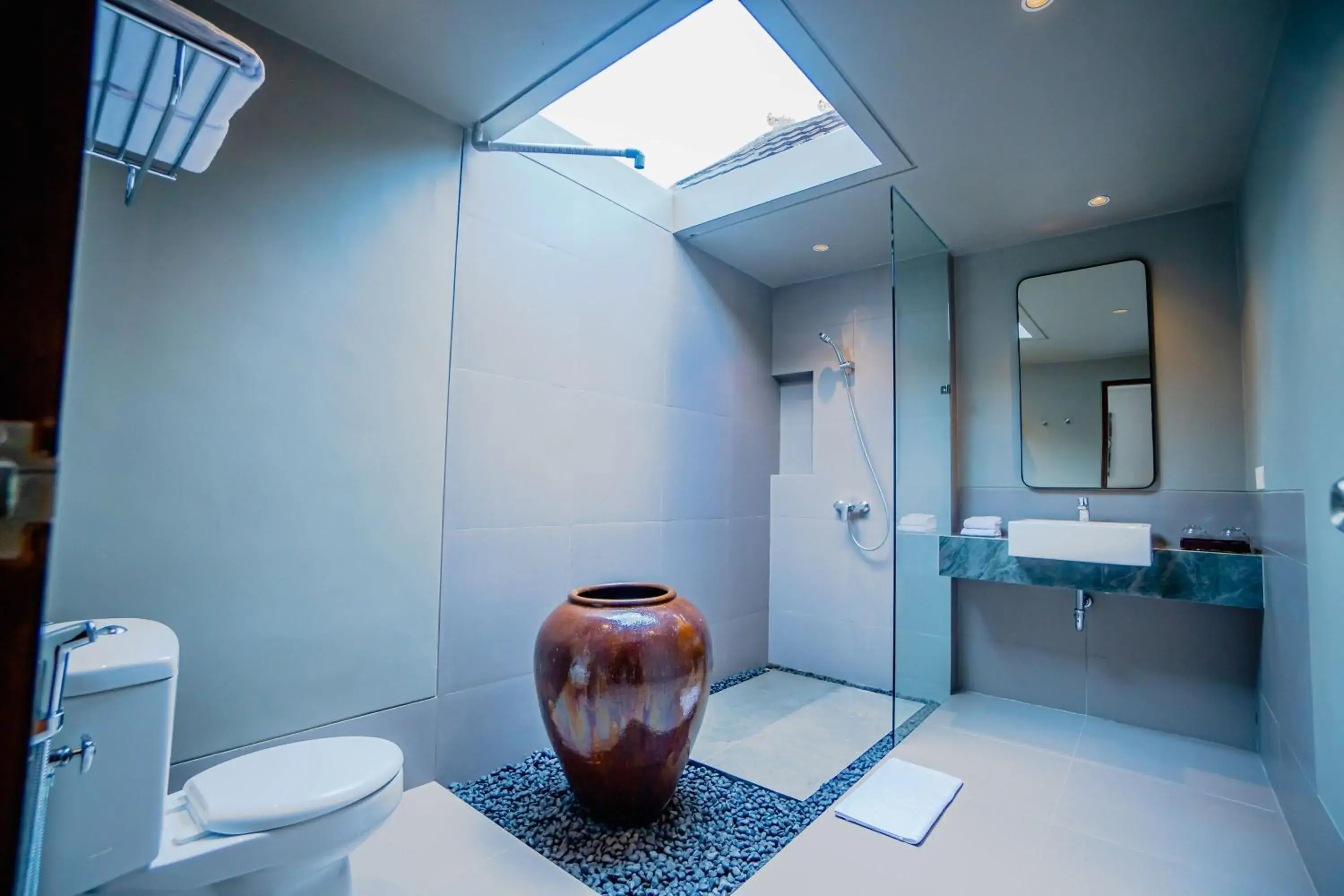 Shower in Tapa Agung View Besakih Shower in Tapa Agung View Besakih