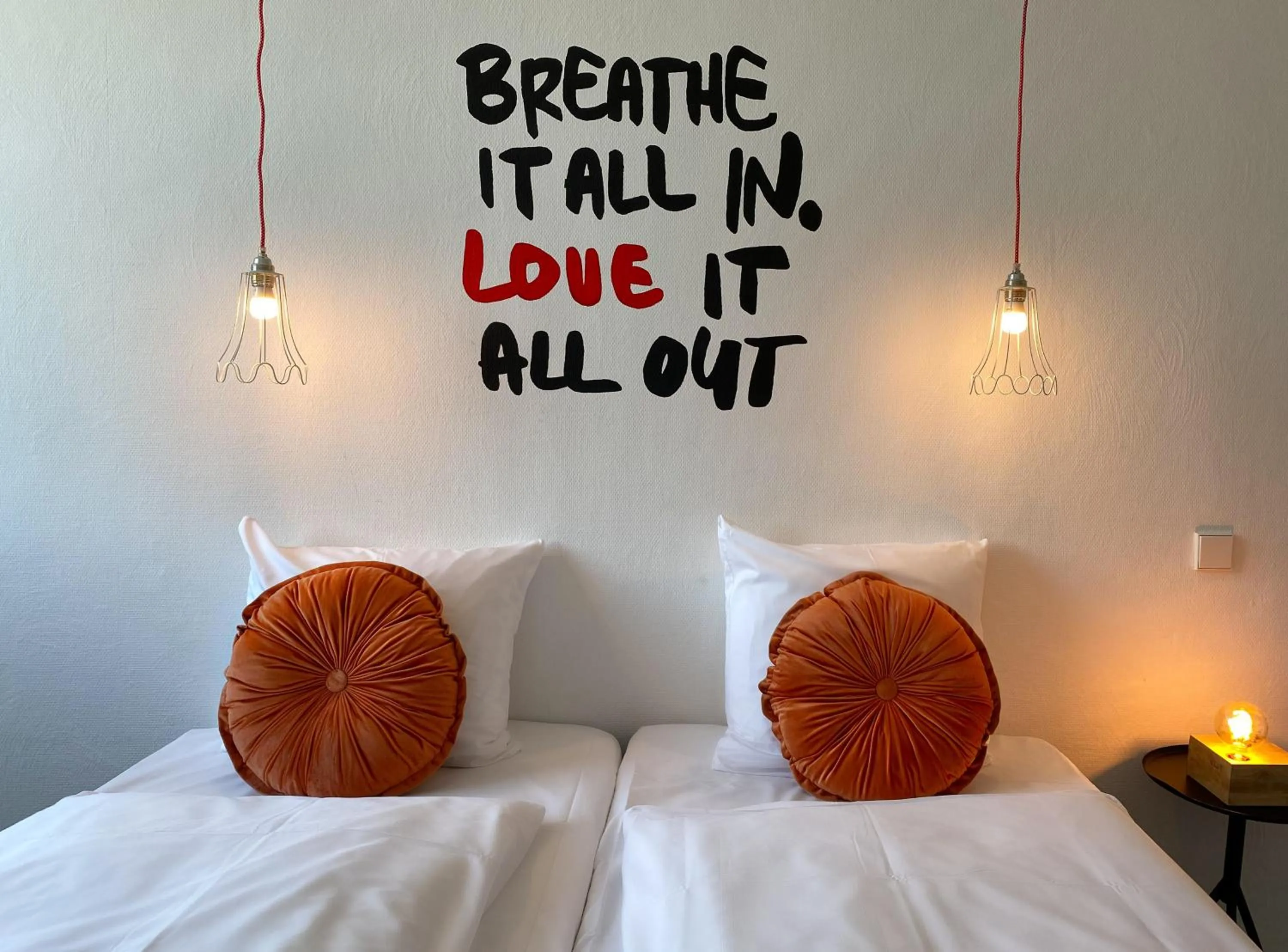 Bed in Hotel Credible