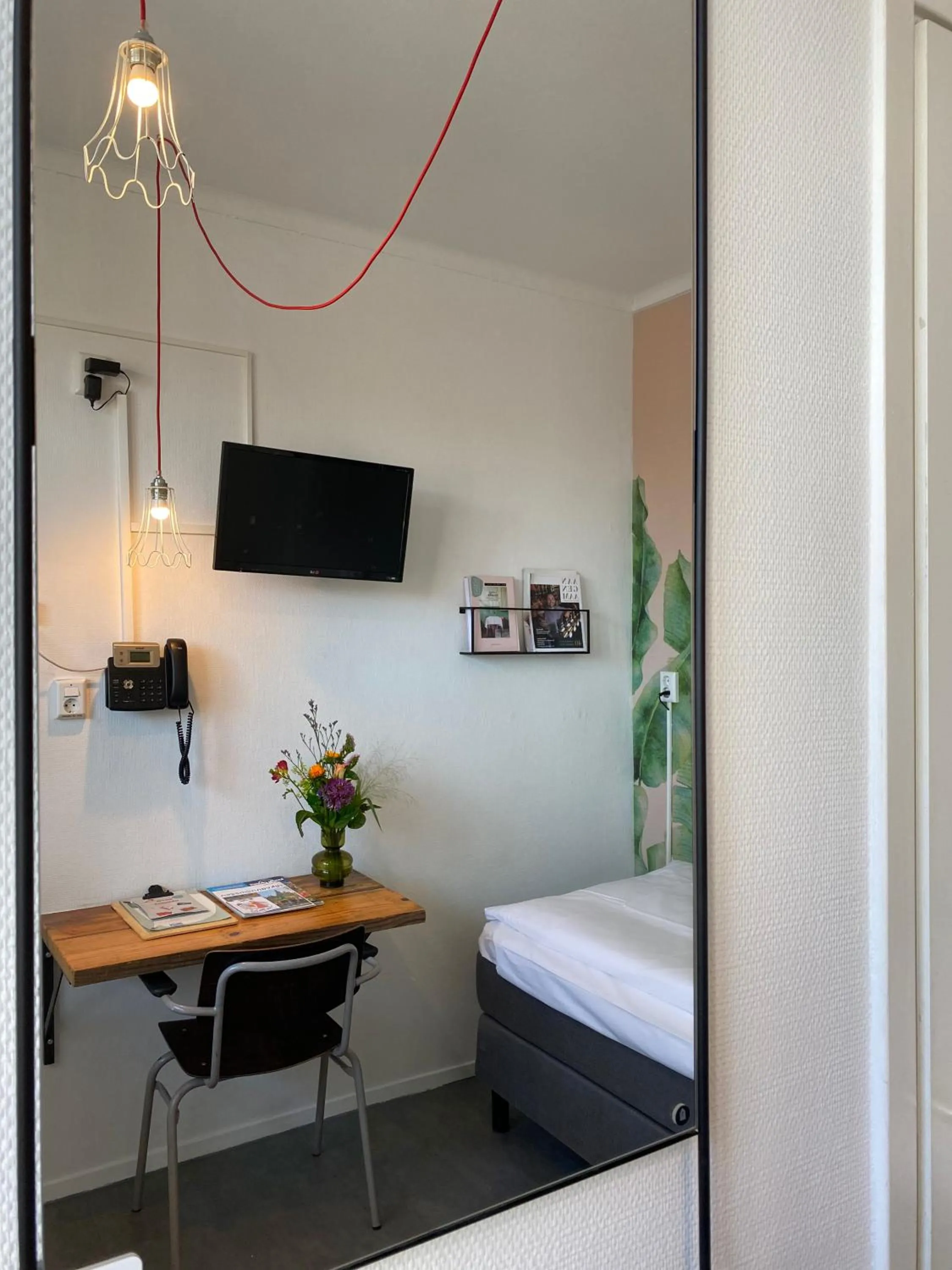 Bed in Hotel Credible