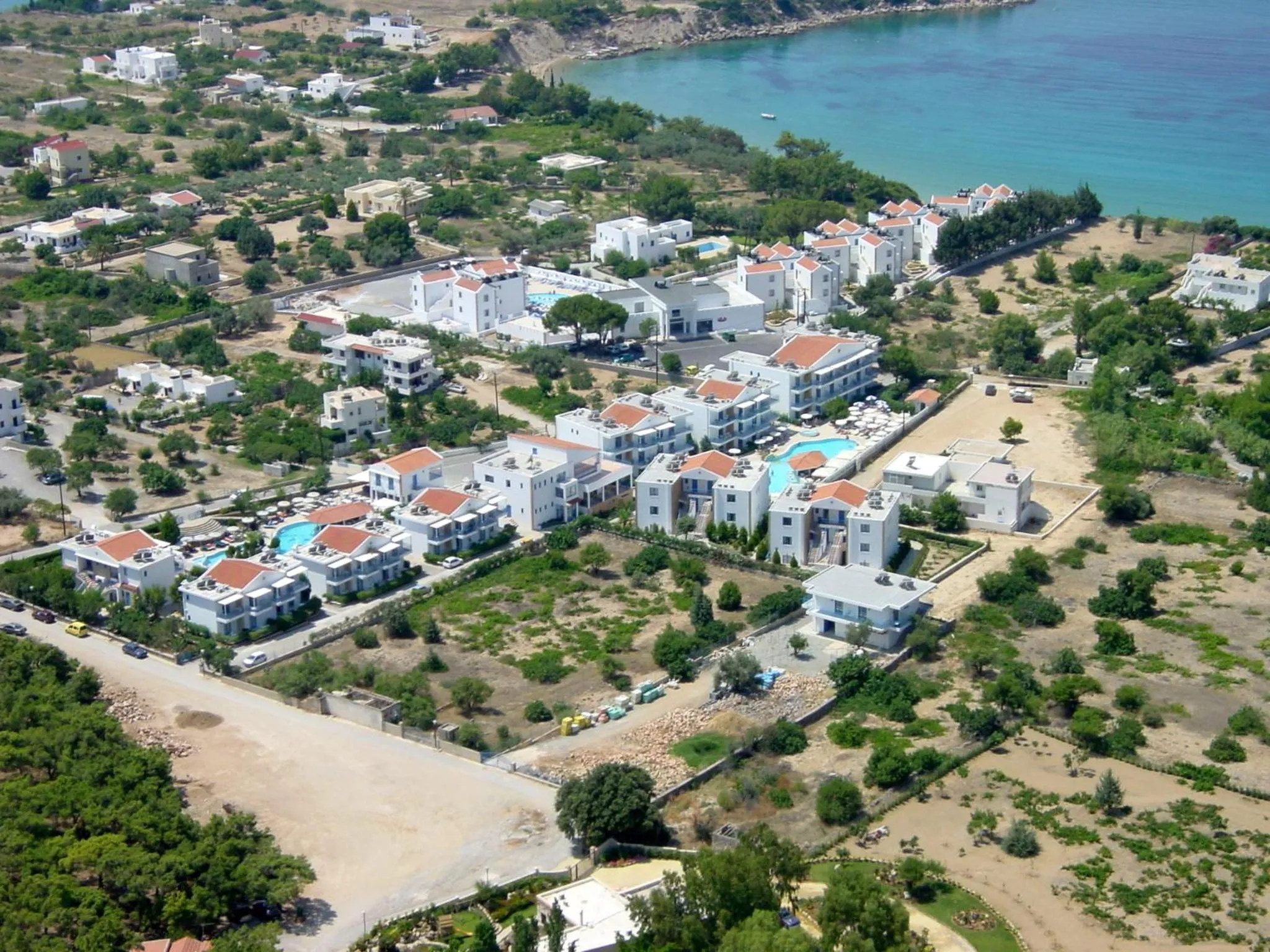 Property building in Lindia Thalassa