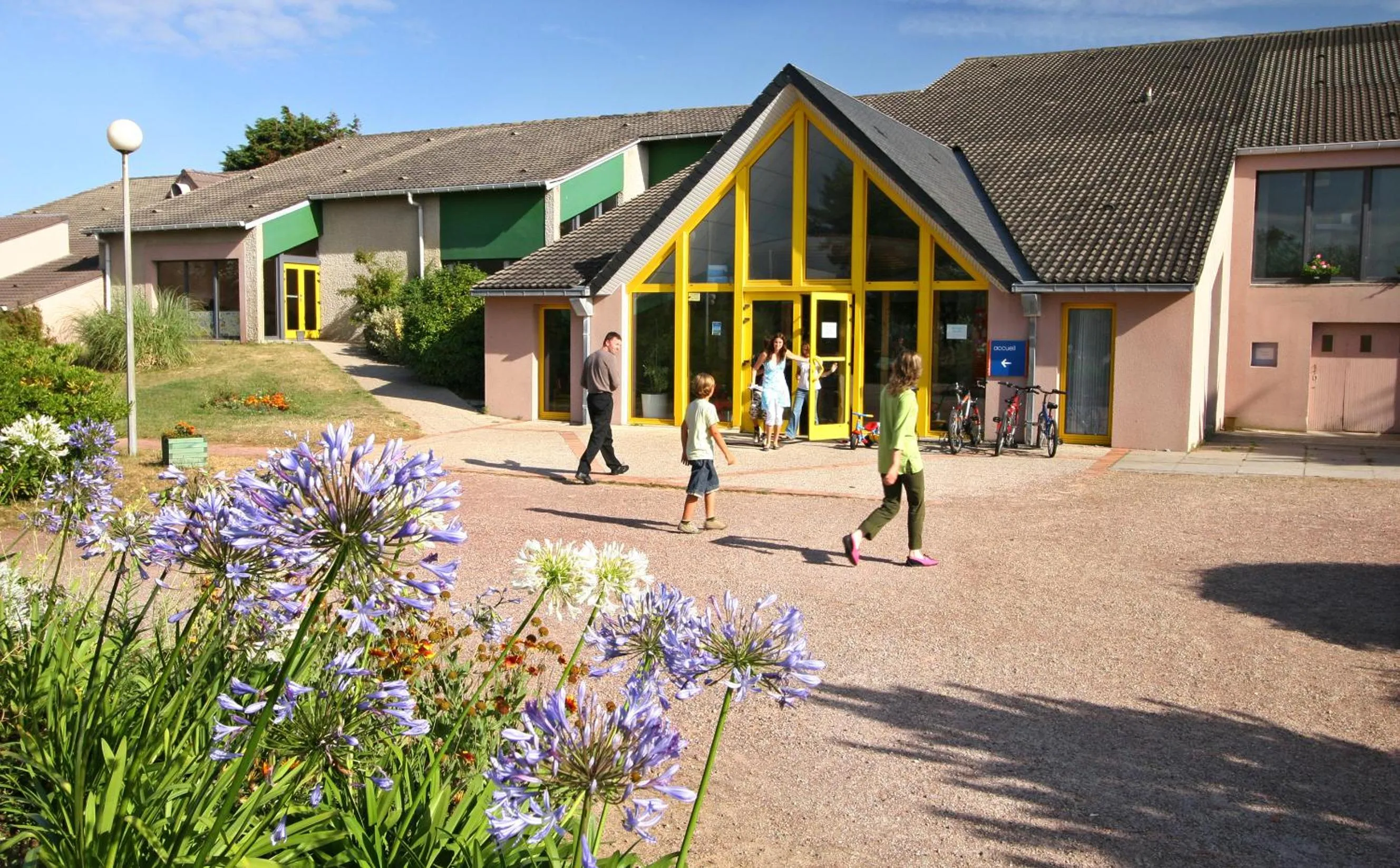 Facade/entrance in VVF Cotentin Îles anglo-normandes