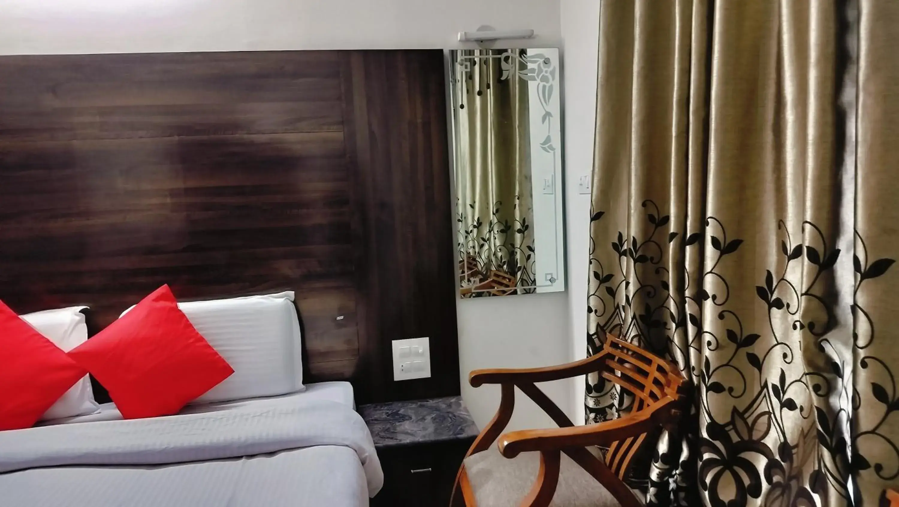 Royale India by Venu Royale India by Venu