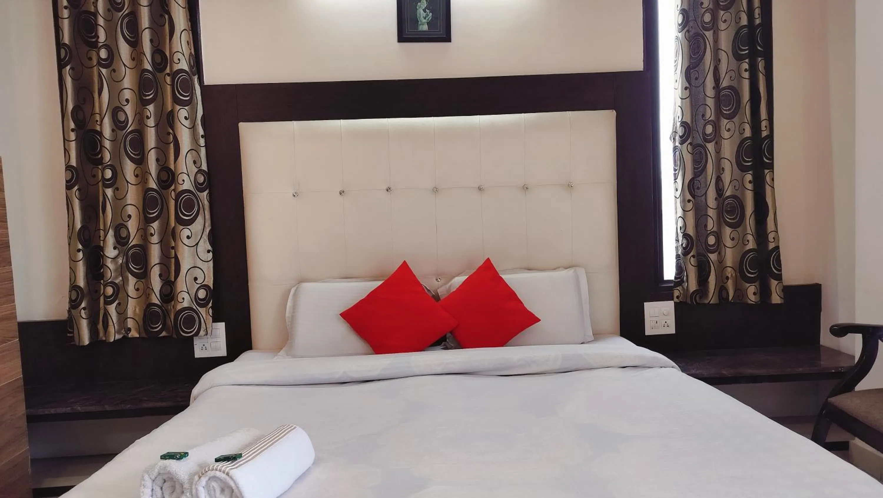 Bed in Royale India by Venu