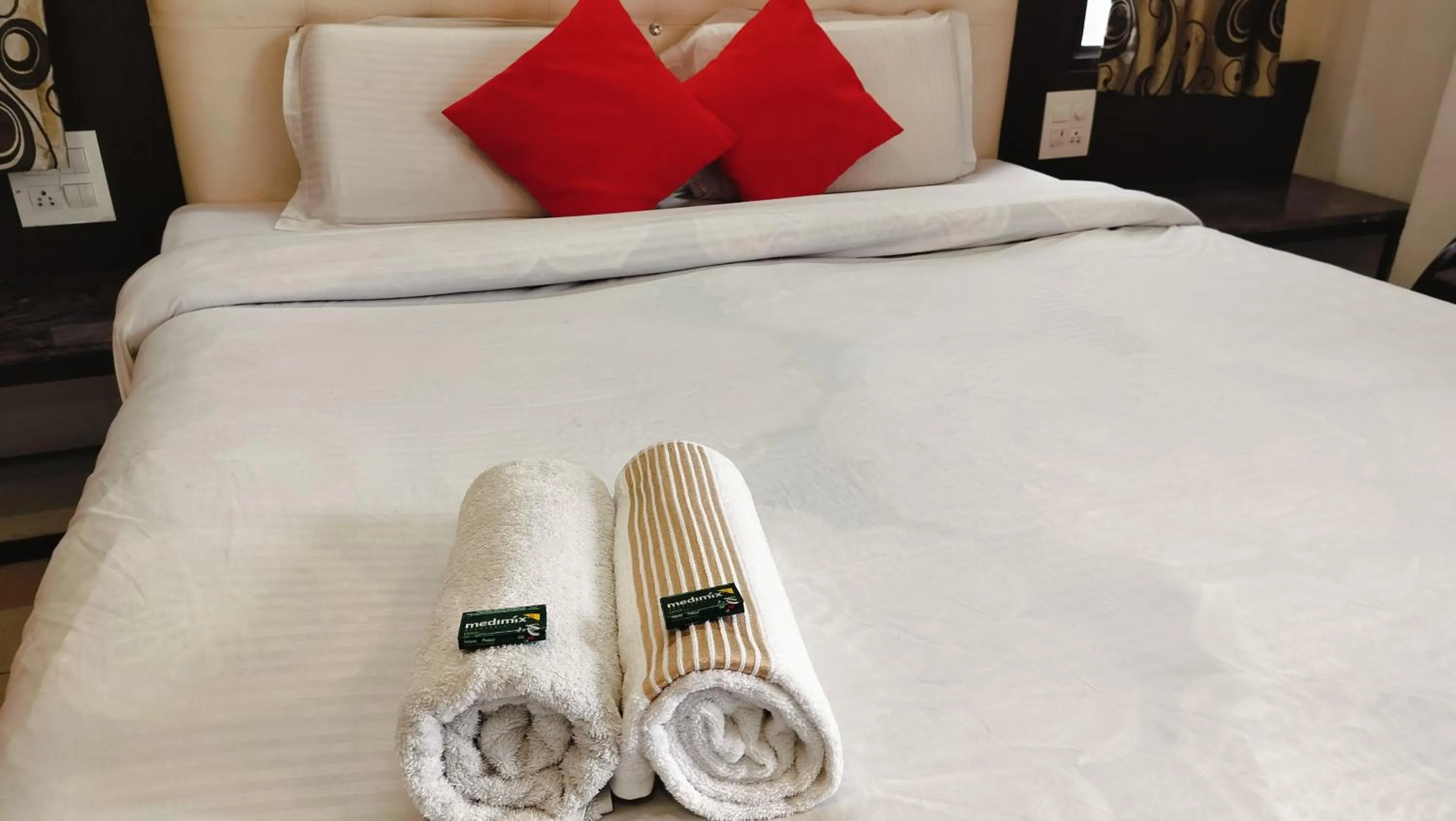 Bed in Royale India by Venu