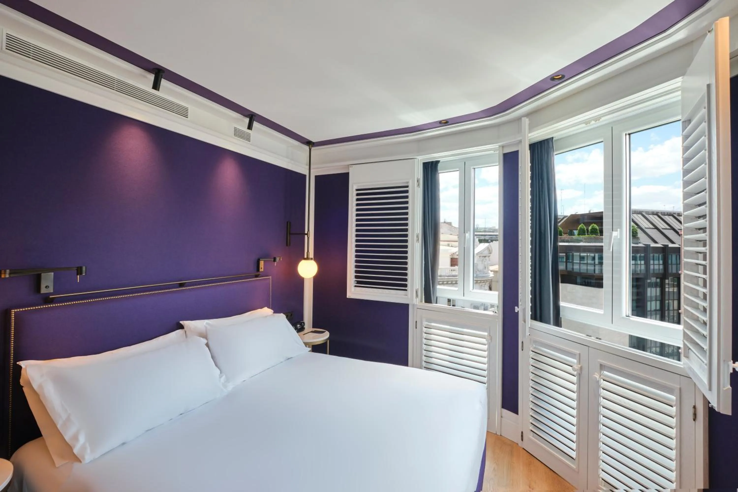 Bed in ESTIMAR Valencia