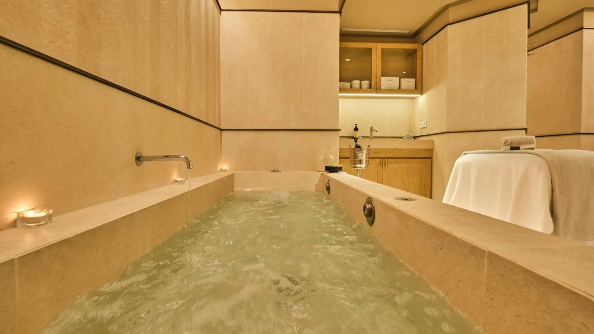 Bathroom in ESTIMAR Valencia