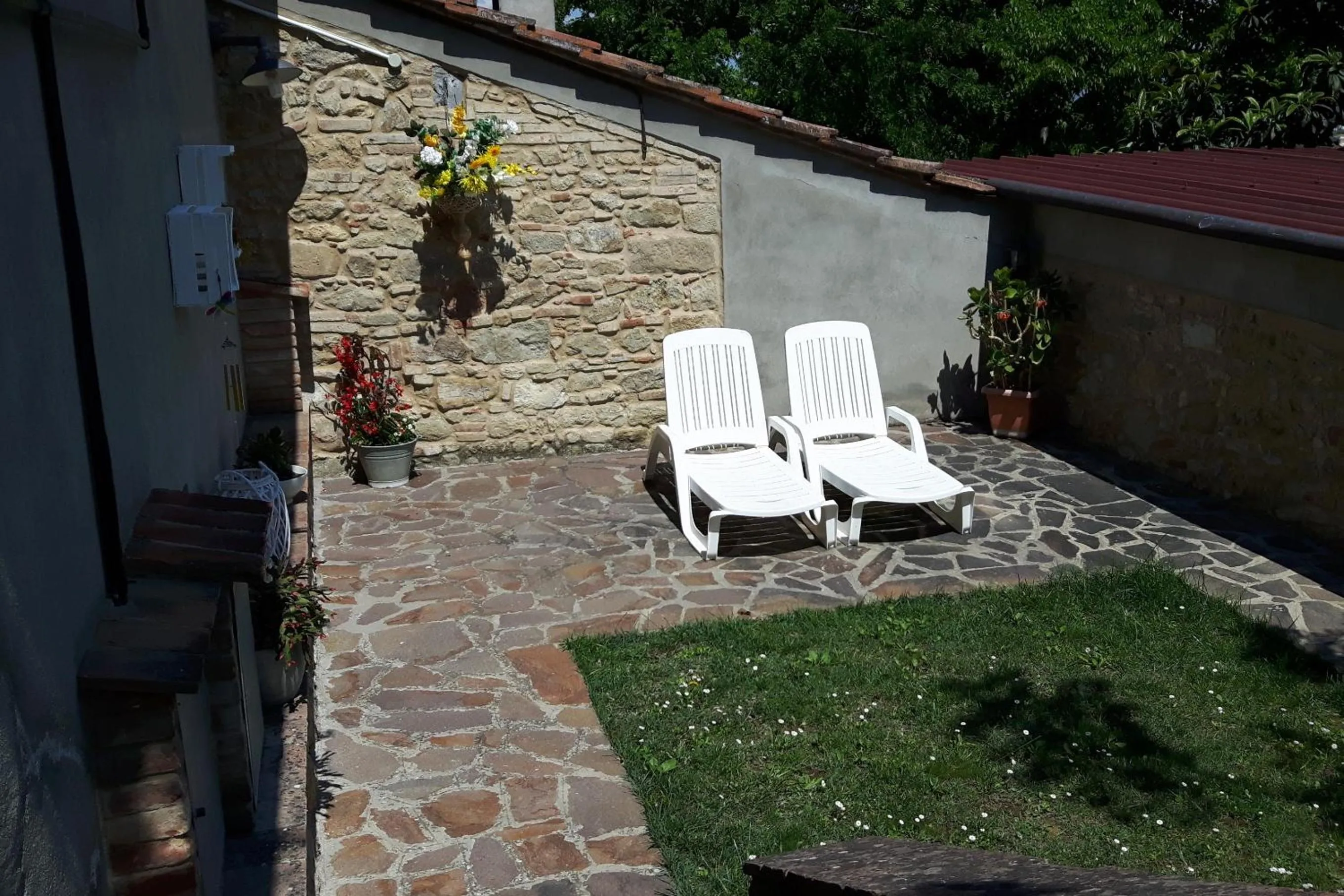 Garden in Agriturismo Villino del Grillo