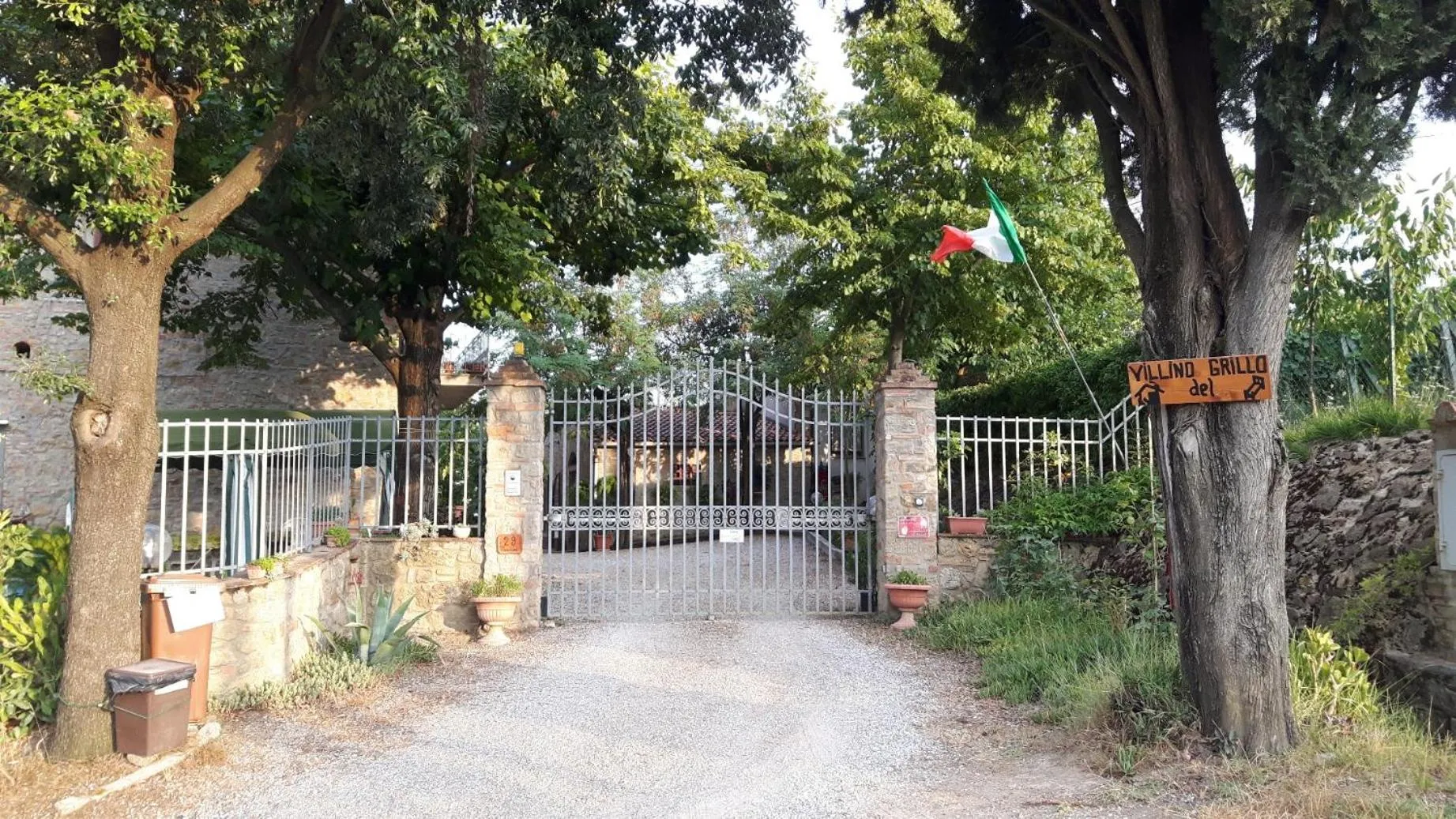 Facade/entrance in Agriturismo Villino del Grillo