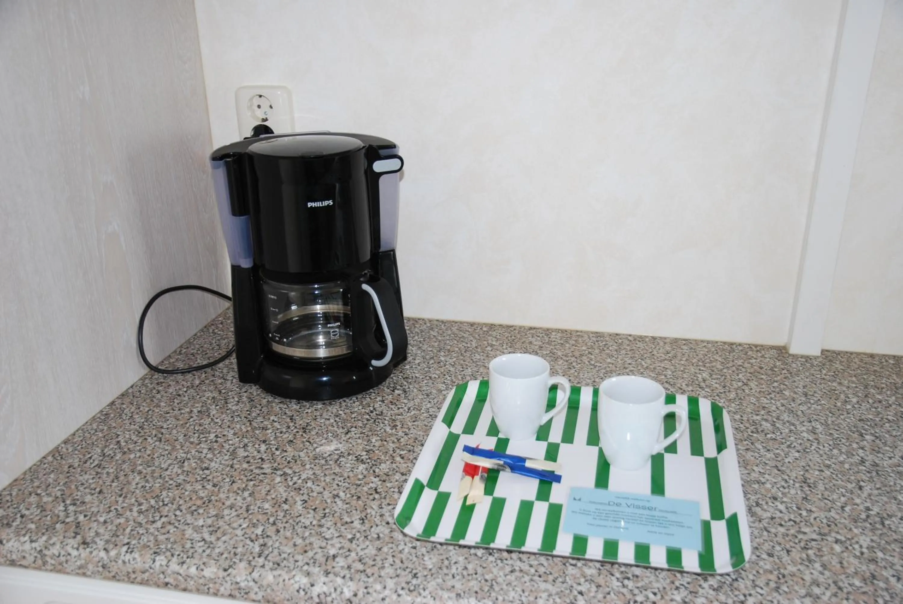 Coffee/tea facilities in Minicamping De Visser