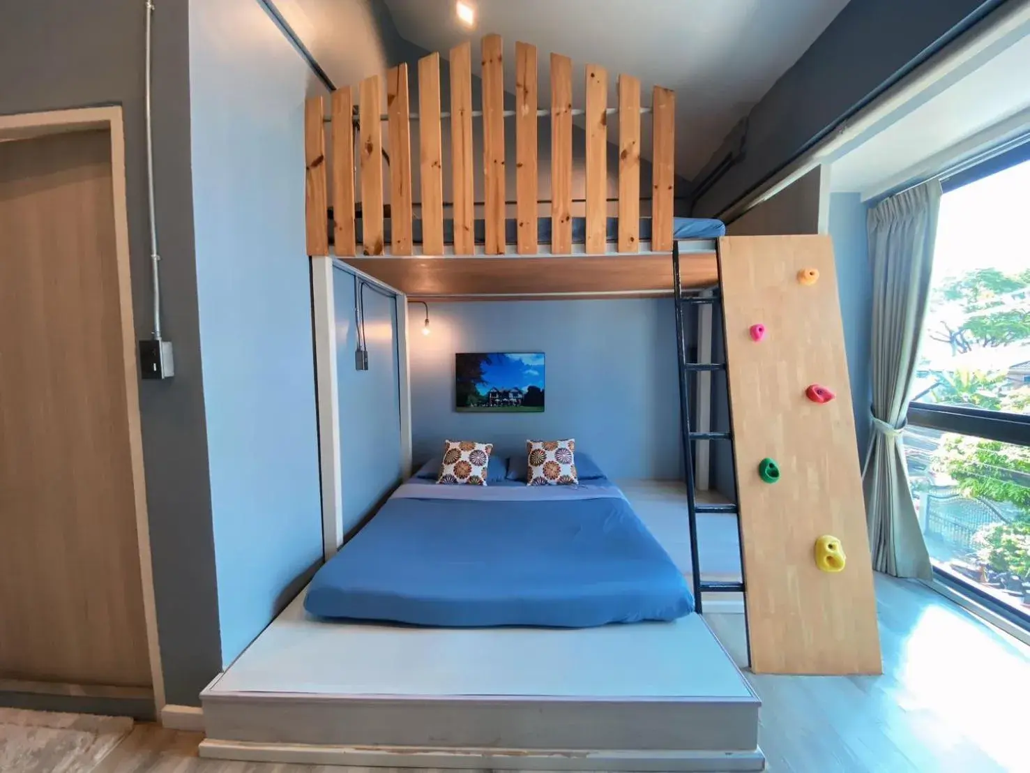 Bed in Ichiban Nimman Hotel Bed in Ichiban Nimman Hotel