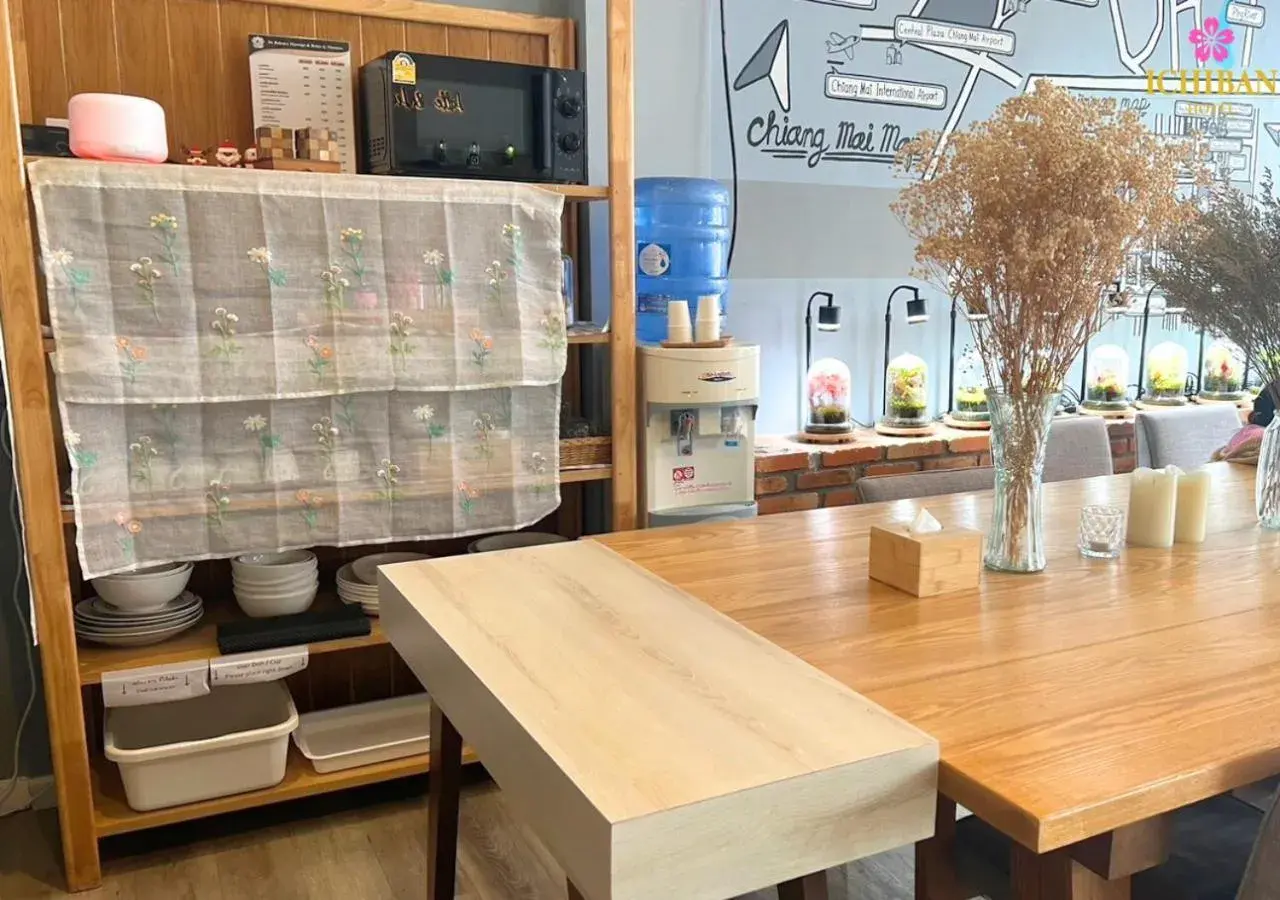 Restaurant/places to eat in Ichiban Nimman Hotel Restaurant/places to eat in Ichiban Nimman Hotel