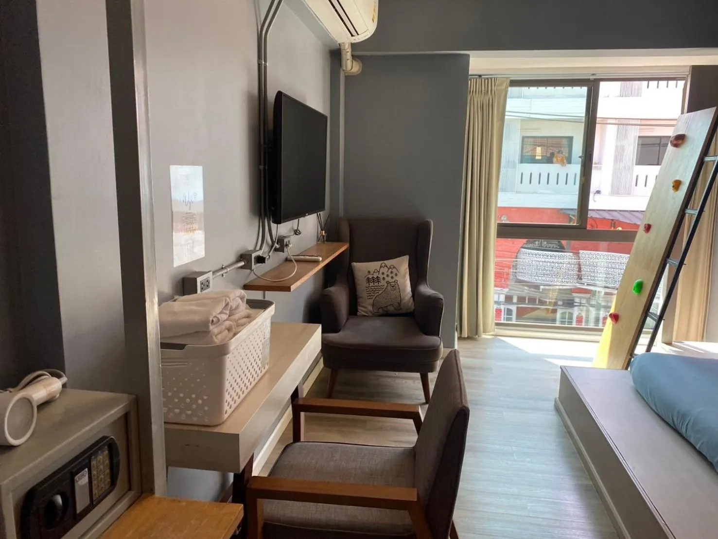 Photo of the whole room in Ichiban Nimman Hotel