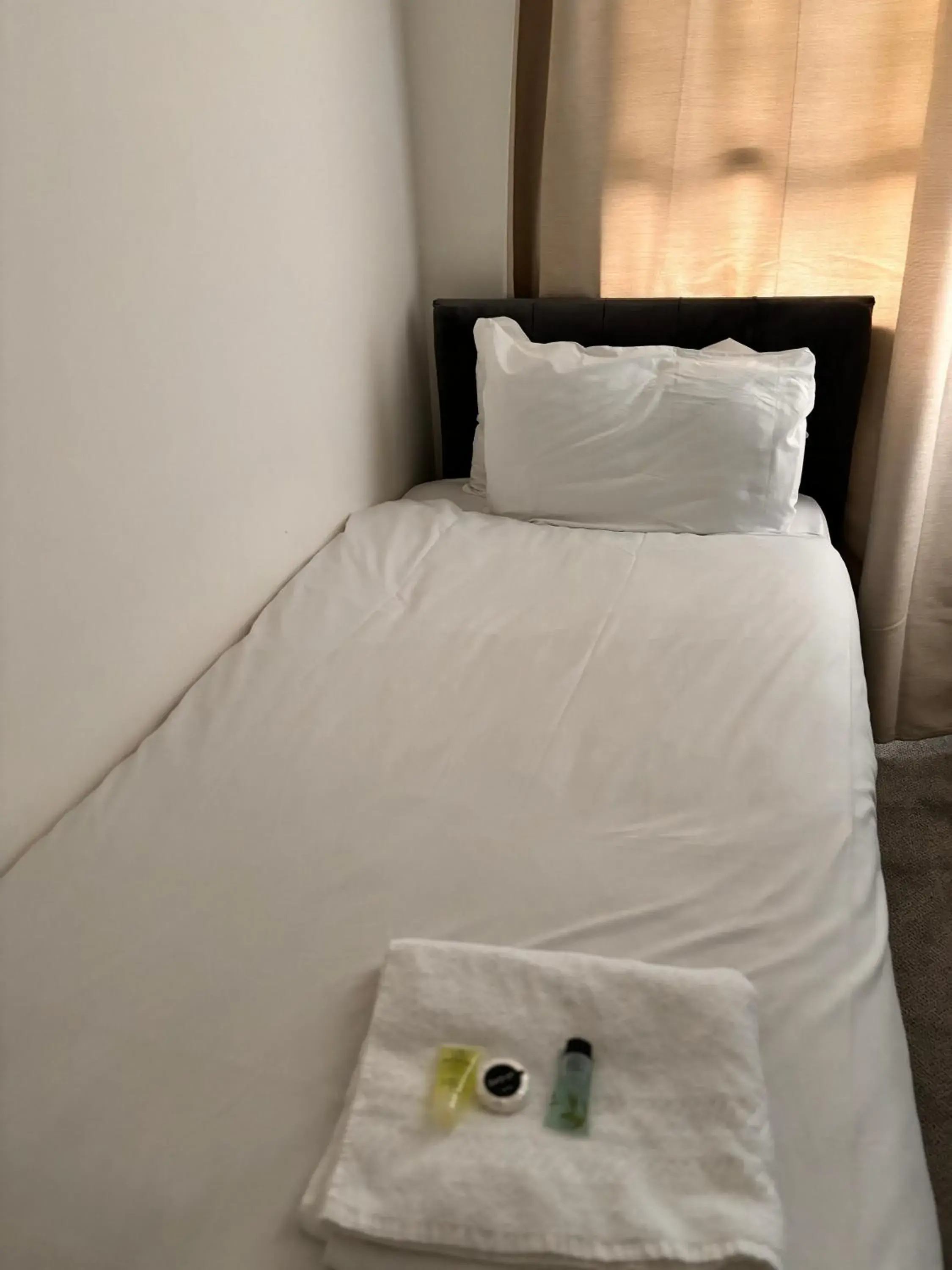 Bedroom, Bed in Ivy House Hotel Bedroom, Bed in Ivy House Hotel