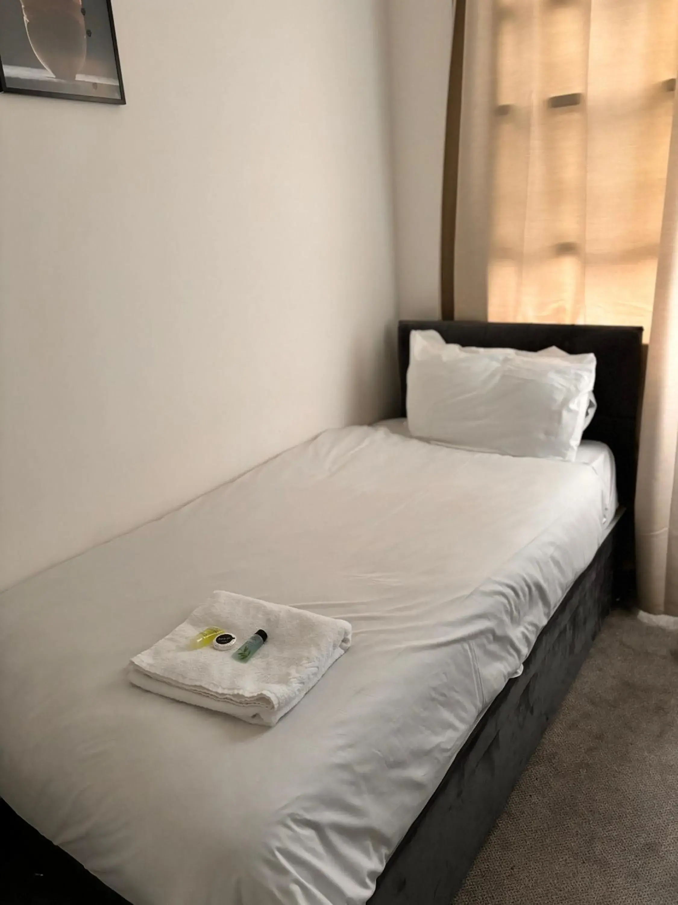 Bedroom, Bed in Ivy House Hotel Bedroom, Bed in Ivy House Hotel