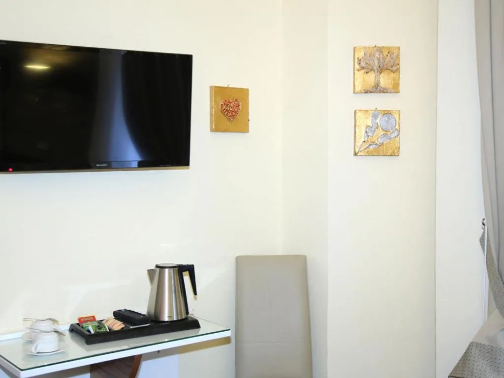 Coffee/tea facilities in Boutique Hotel Piazza Carità