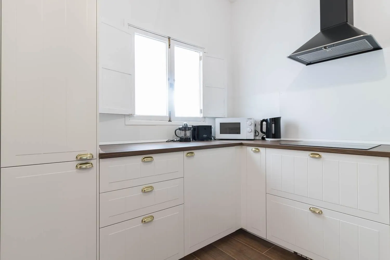 Kitchen or kitchenette in La Bussola