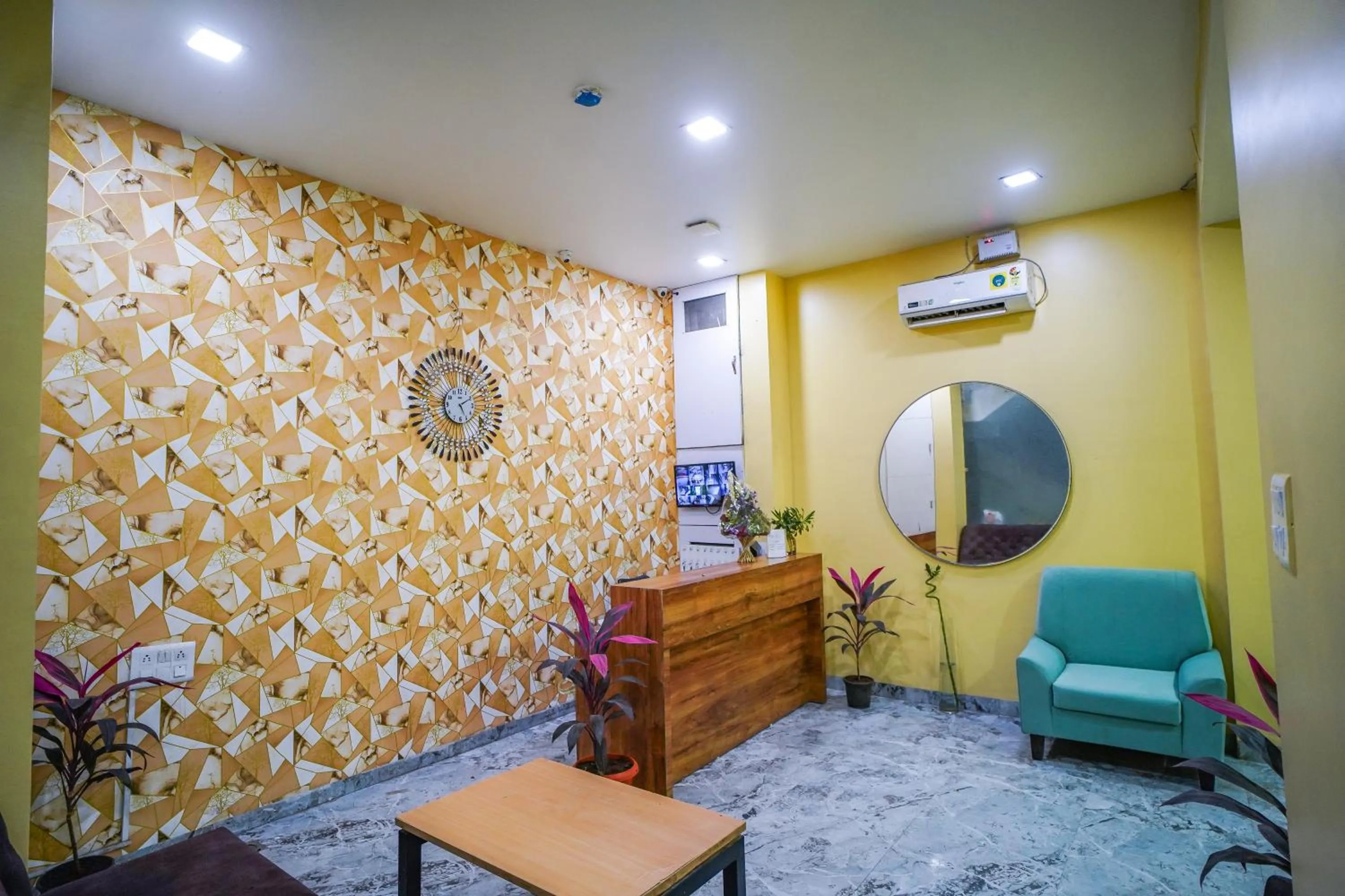 Lobby or reception, Seating Area in Hotel Shree Shell Inn