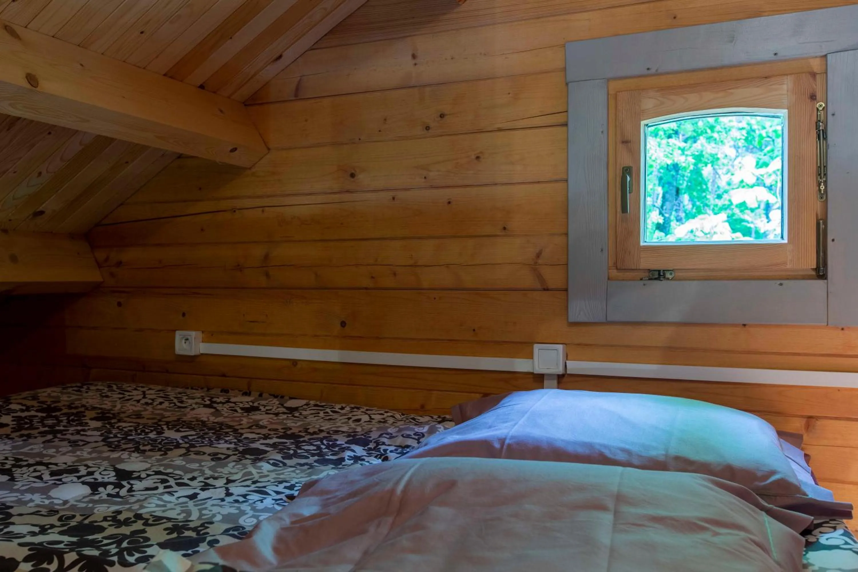 Bedroom, Bed in Chalets du Bois de Vache