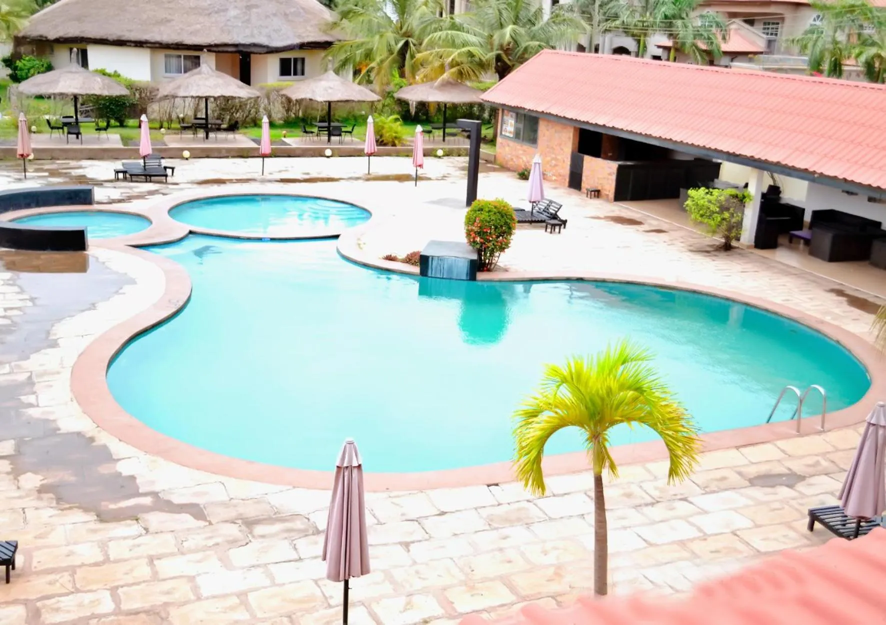 Swimming Pool in THEAKNAC HOTEL
