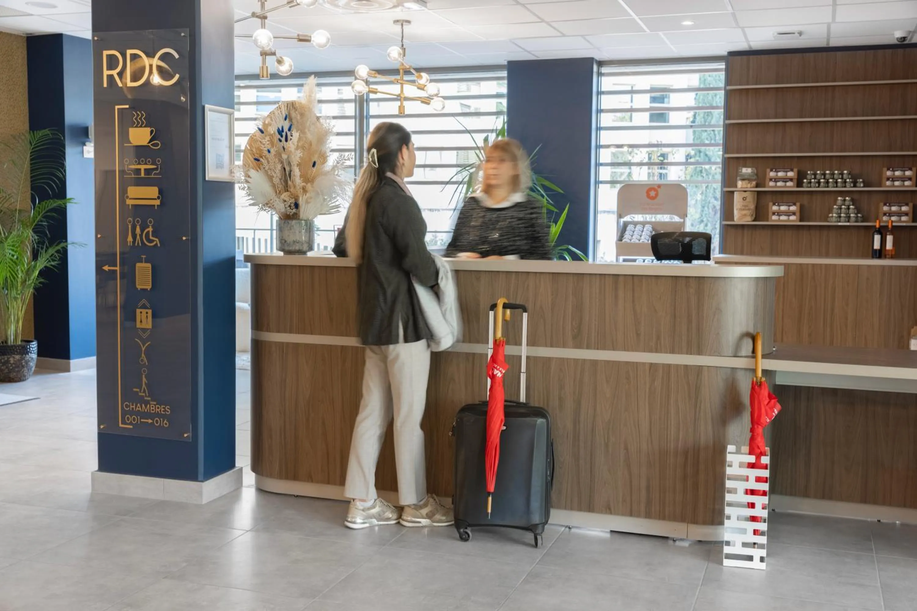 Property building in The Originals Résidence Aix Schuman