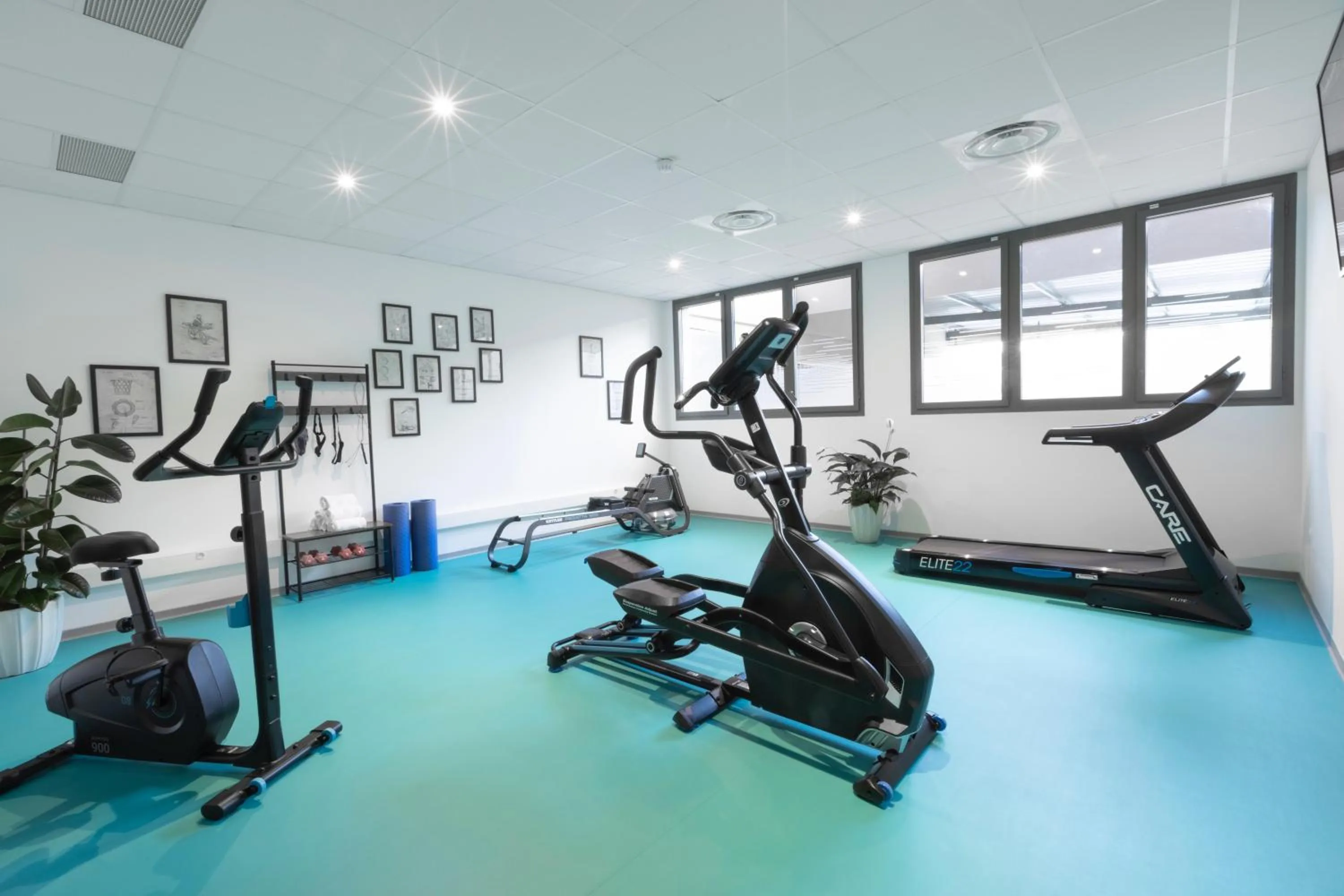 Fitness centre/facilities in The Originals Résidence Aix Schuman