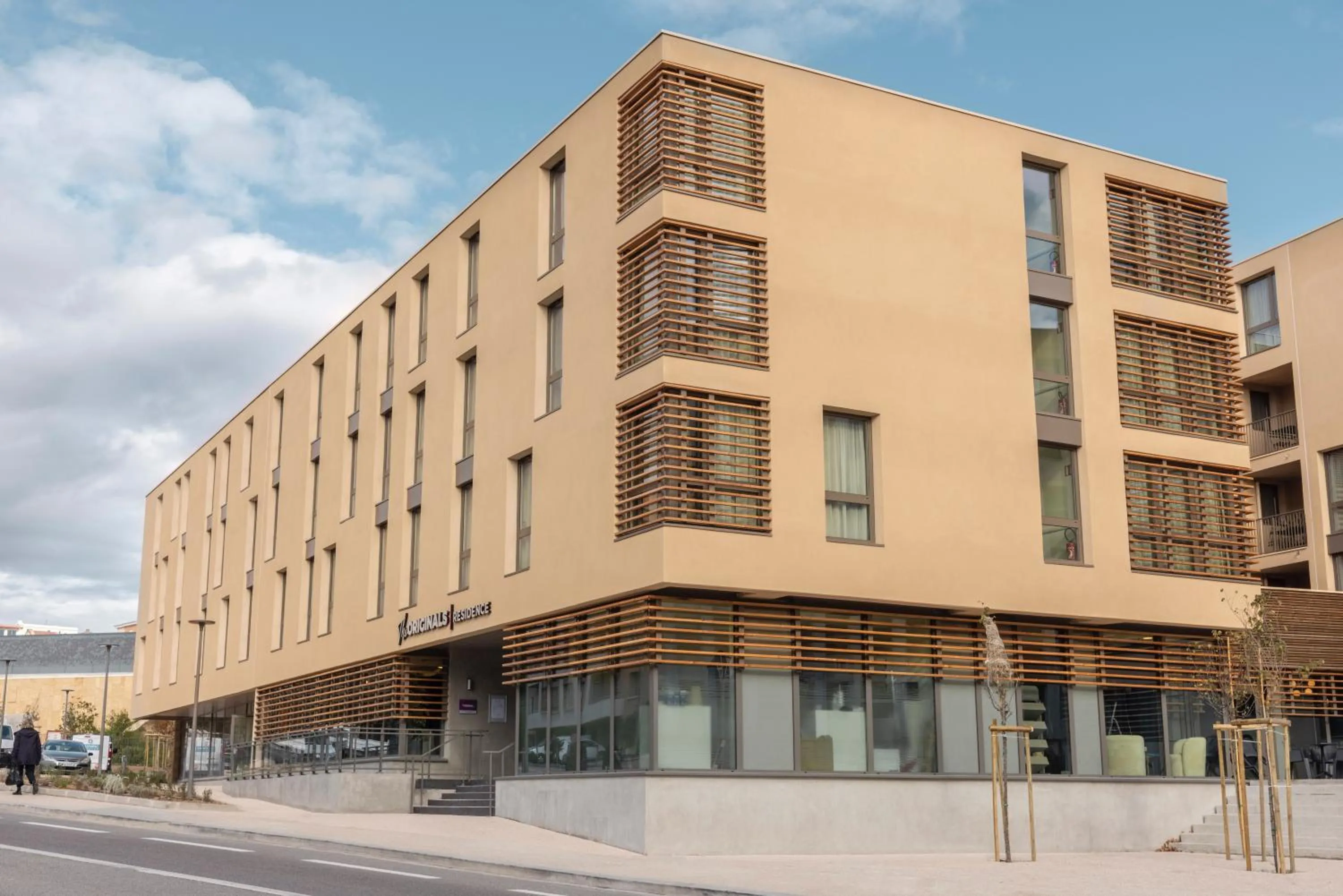 Facade/entrance in The Originals Résidence Aix Schuman