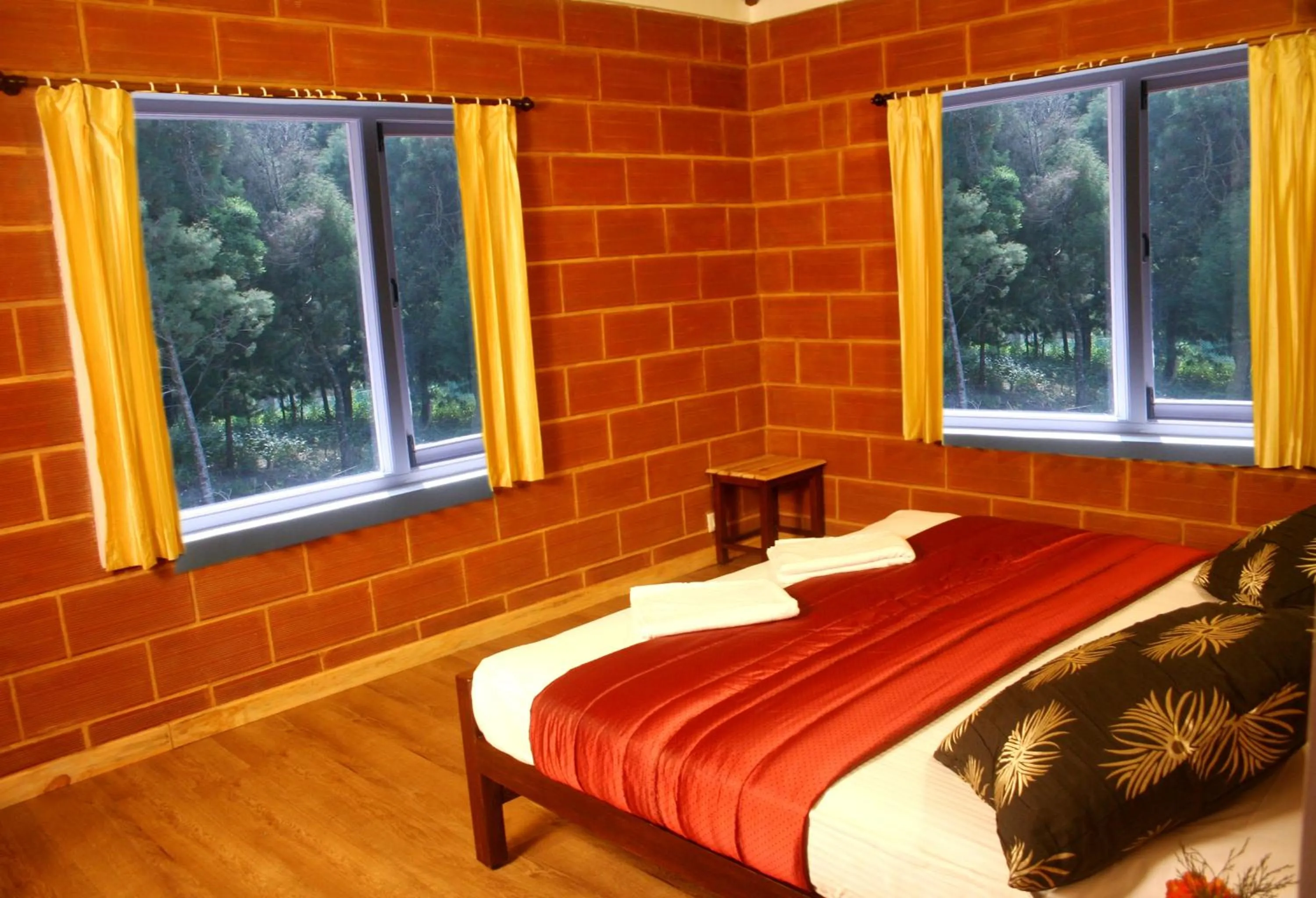 Photo of the whole room, Bed in Altius Nest Hotel