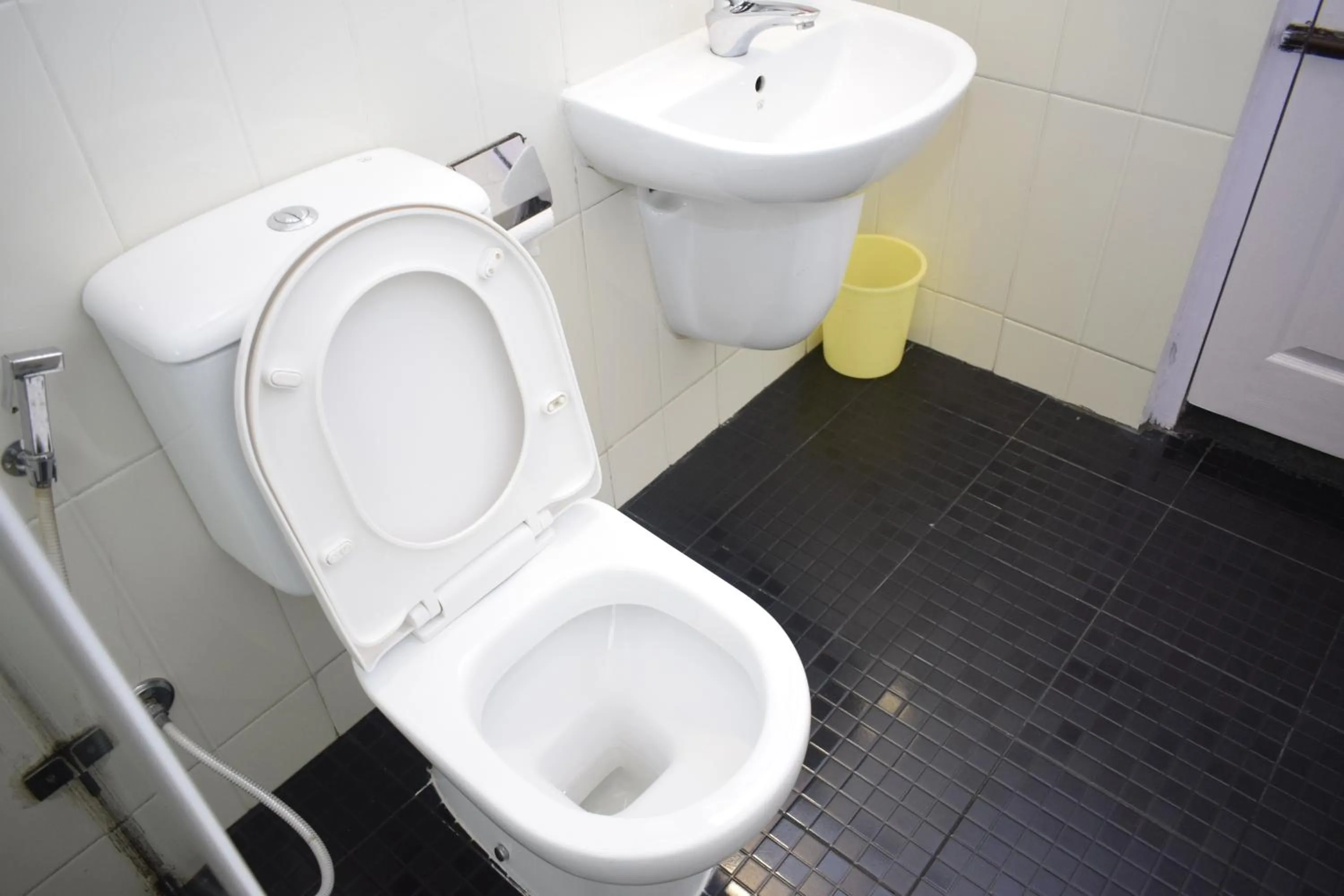 Bathroom in Altius Nest Hotel