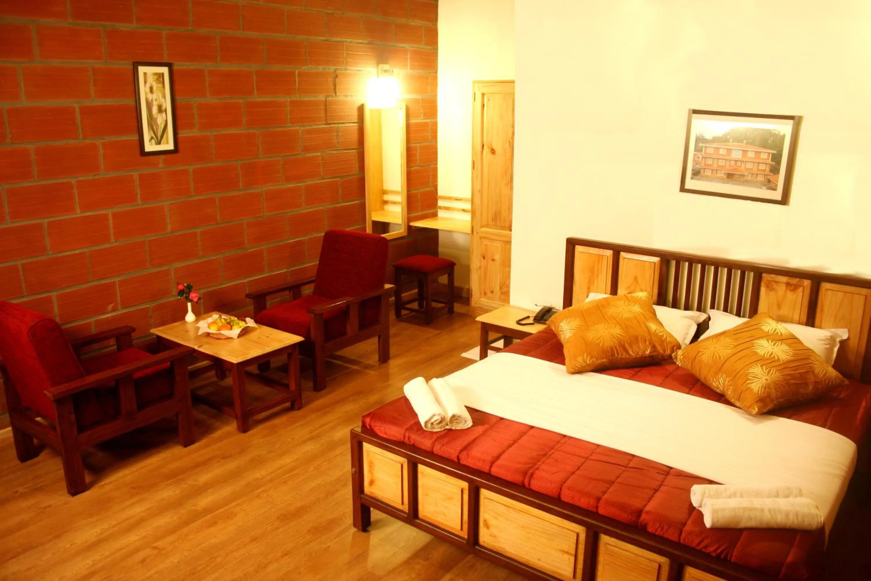 Photo of the whole room, Bed in Altius Nest Hotel