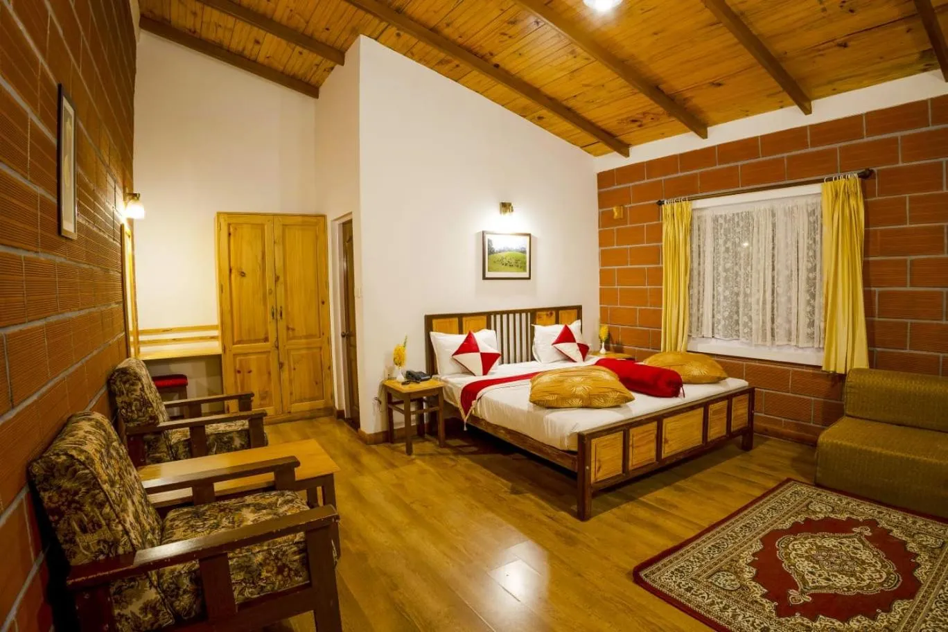 Bed in Altius Nest Hotel