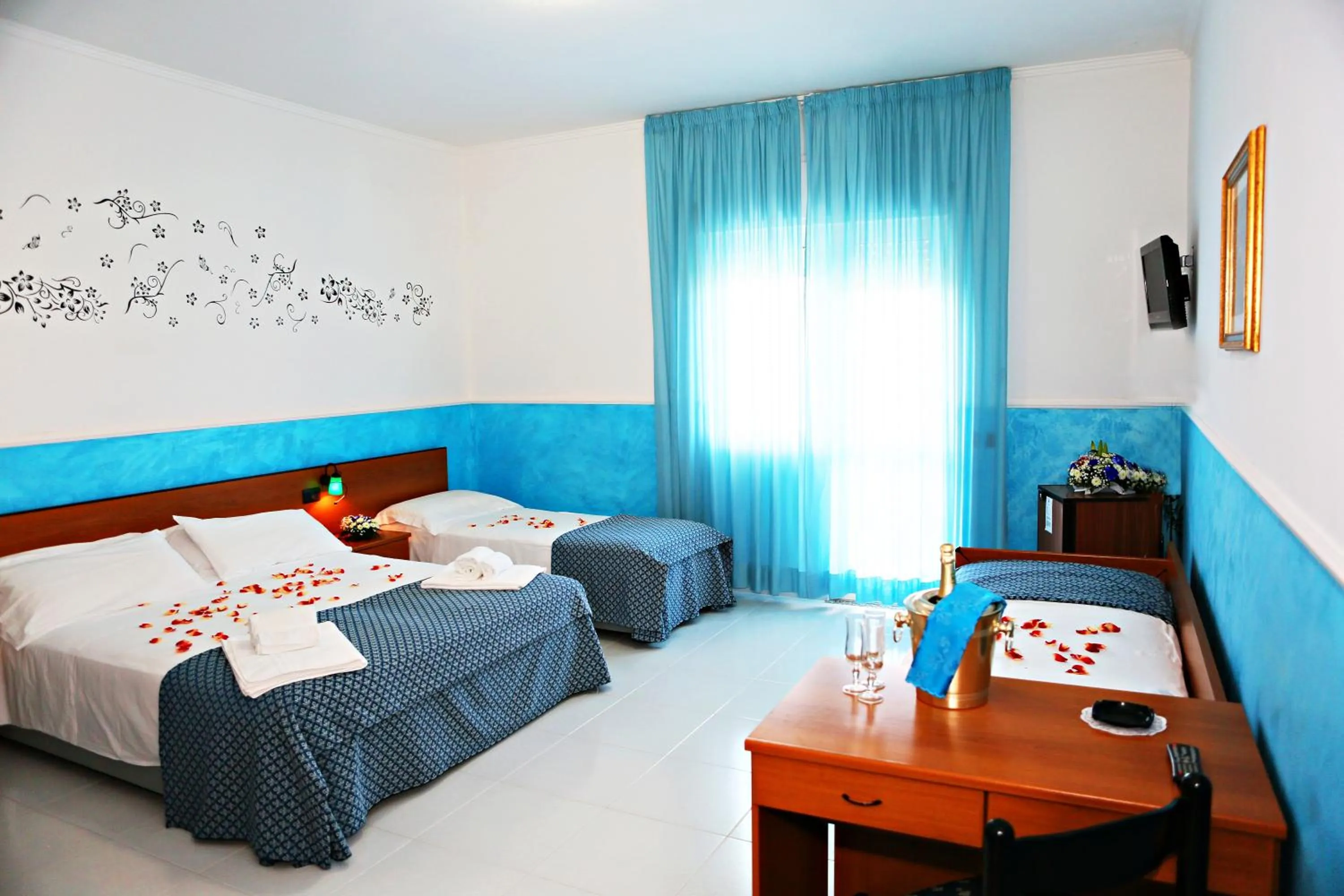 Bed in Hotel Blu Eden