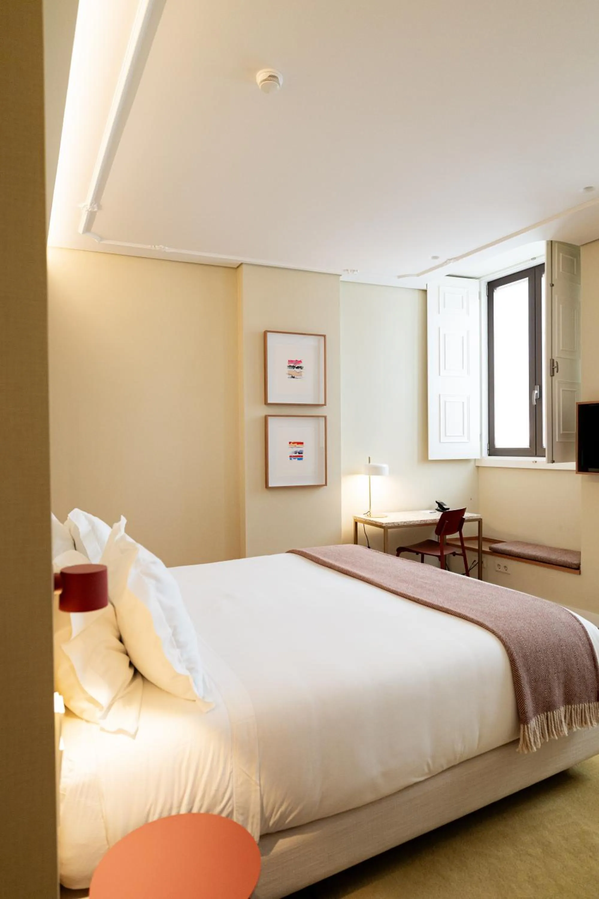 Bed in NINE DOTS Azorean Art Boutique Hotel