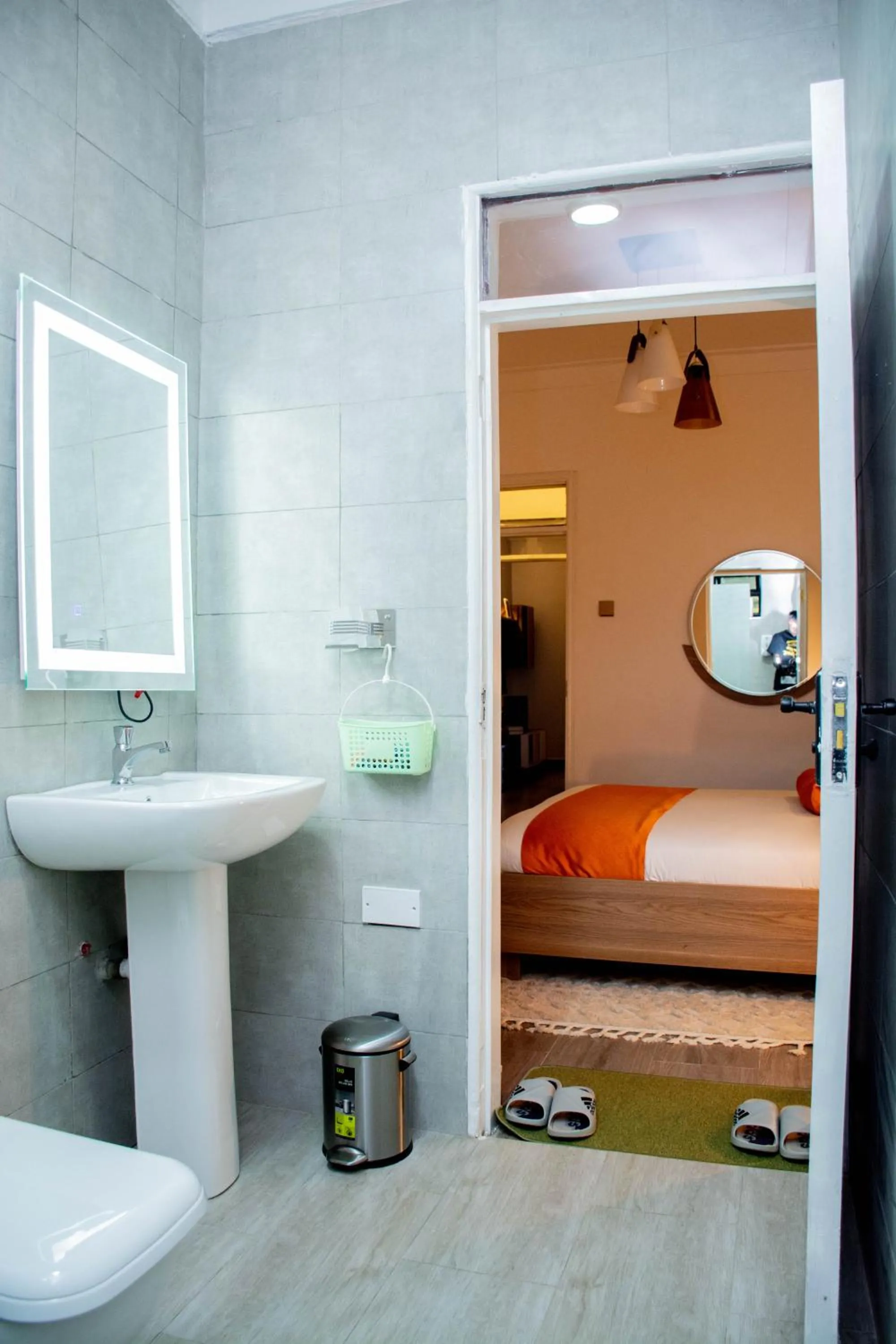 Bathroom, Bed in Blueberry Villas
