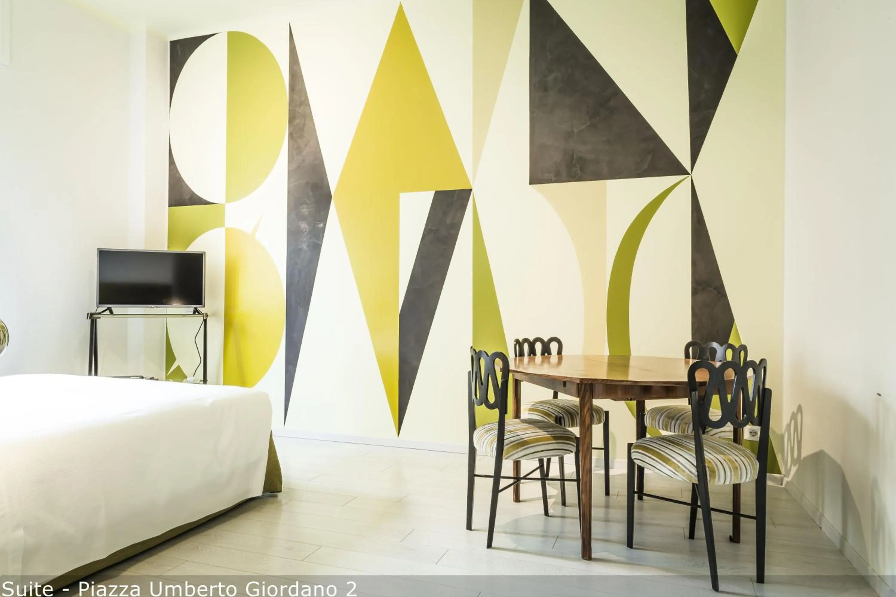 Bed in Brera Apartments in San Babila