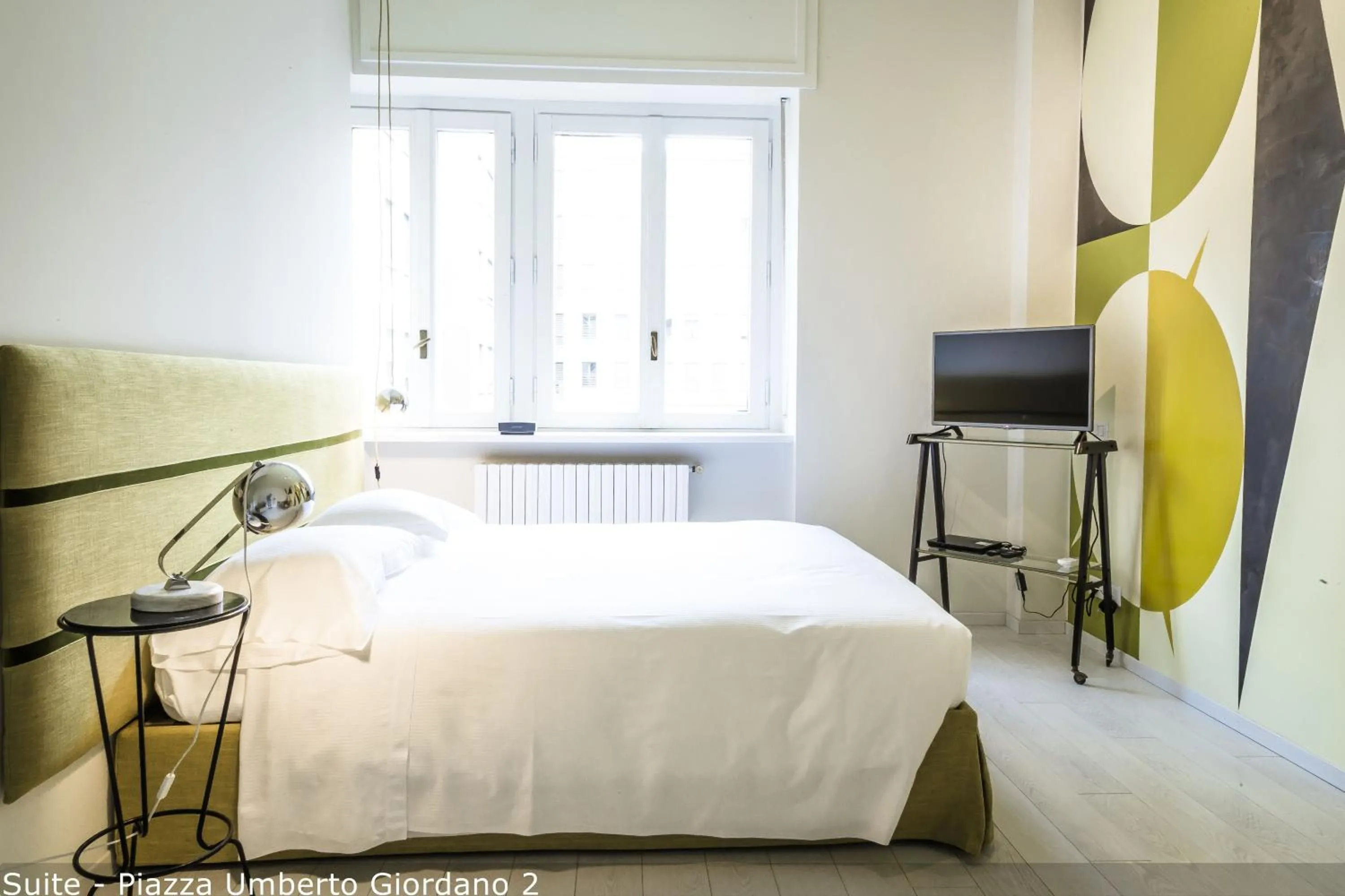 Bed in Brera Apartments in San Babila