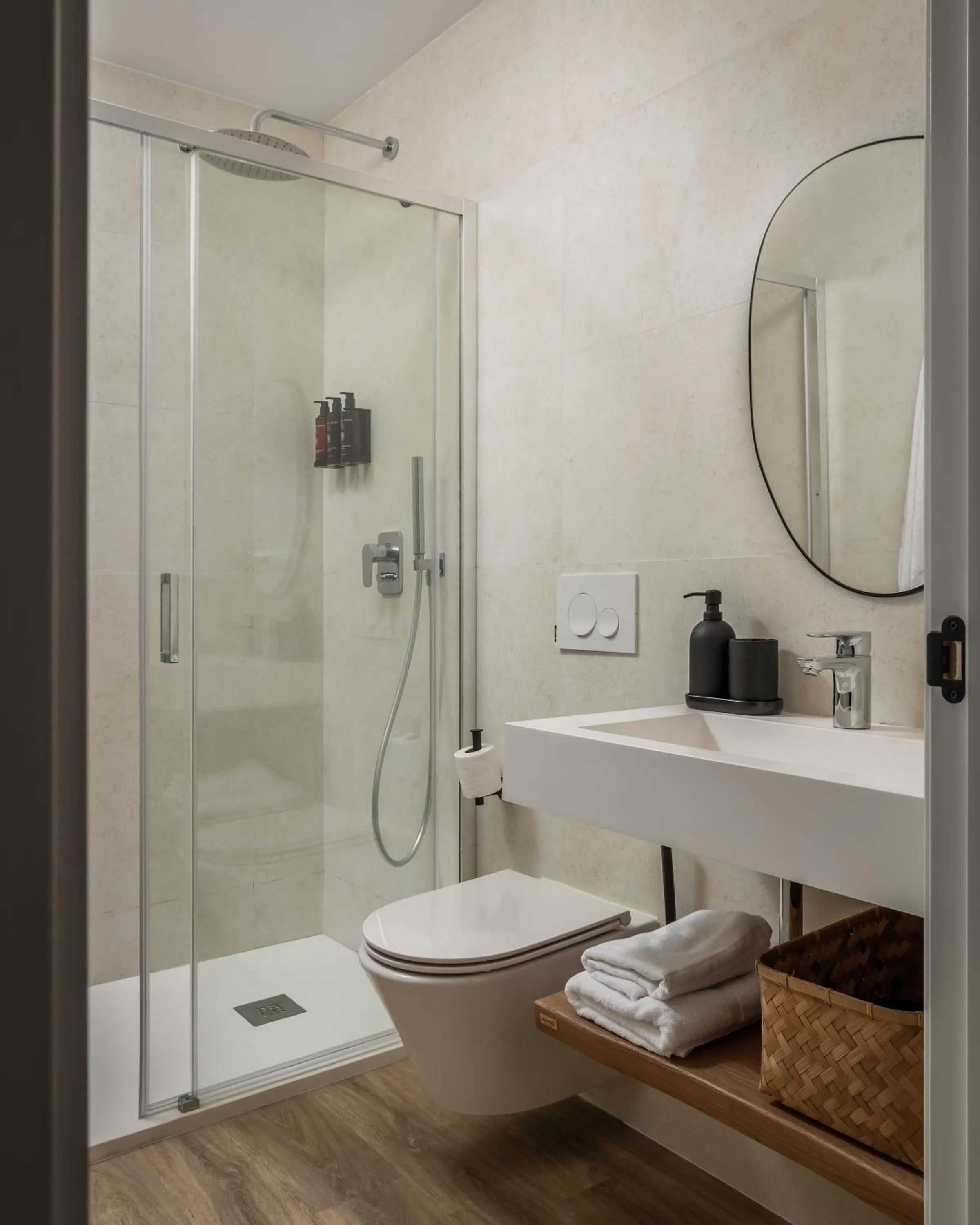 Bathroom in BYPILLOW Casa Gades