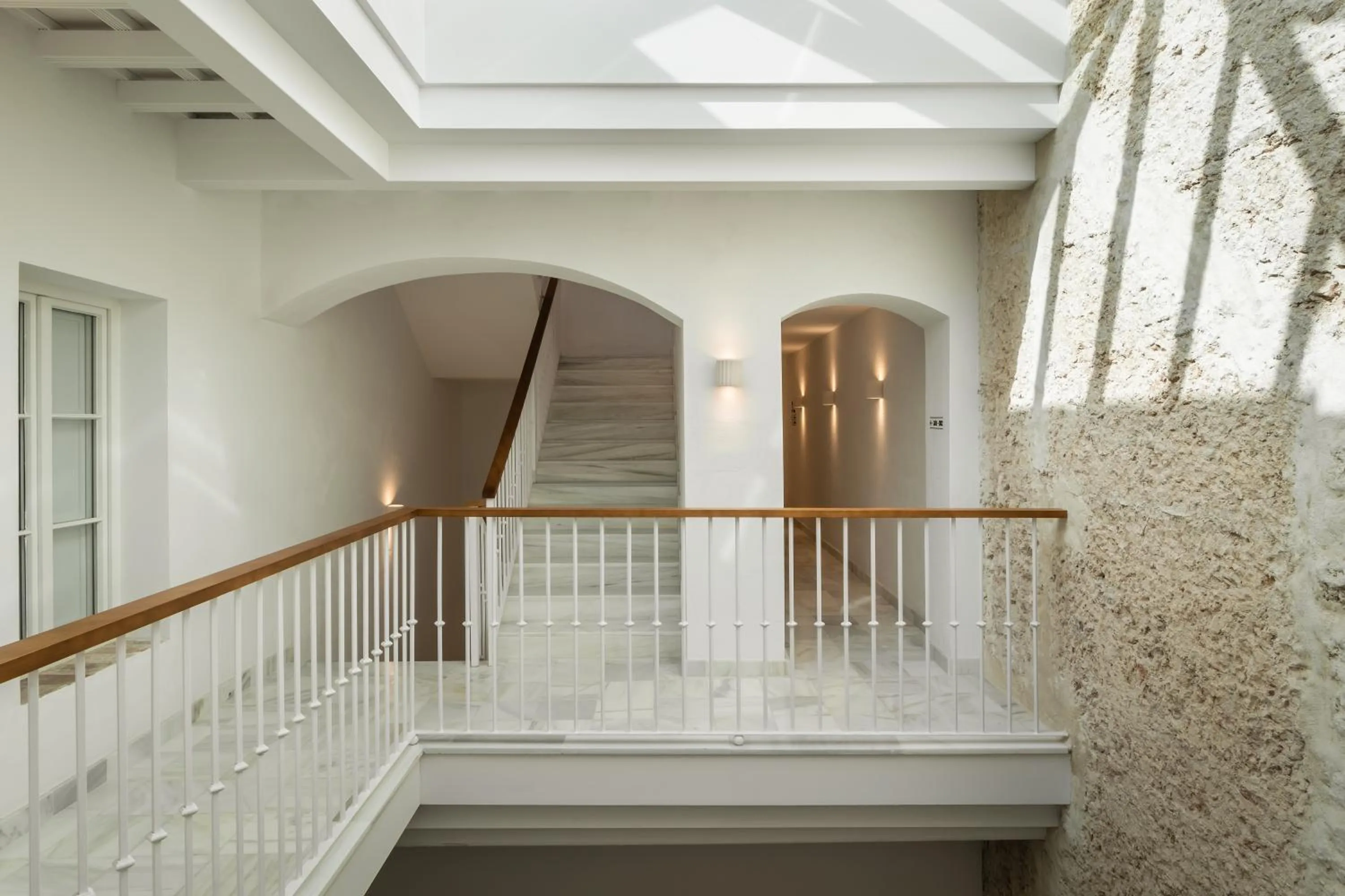 Area and facilities in BYPILLOW Casa Gades