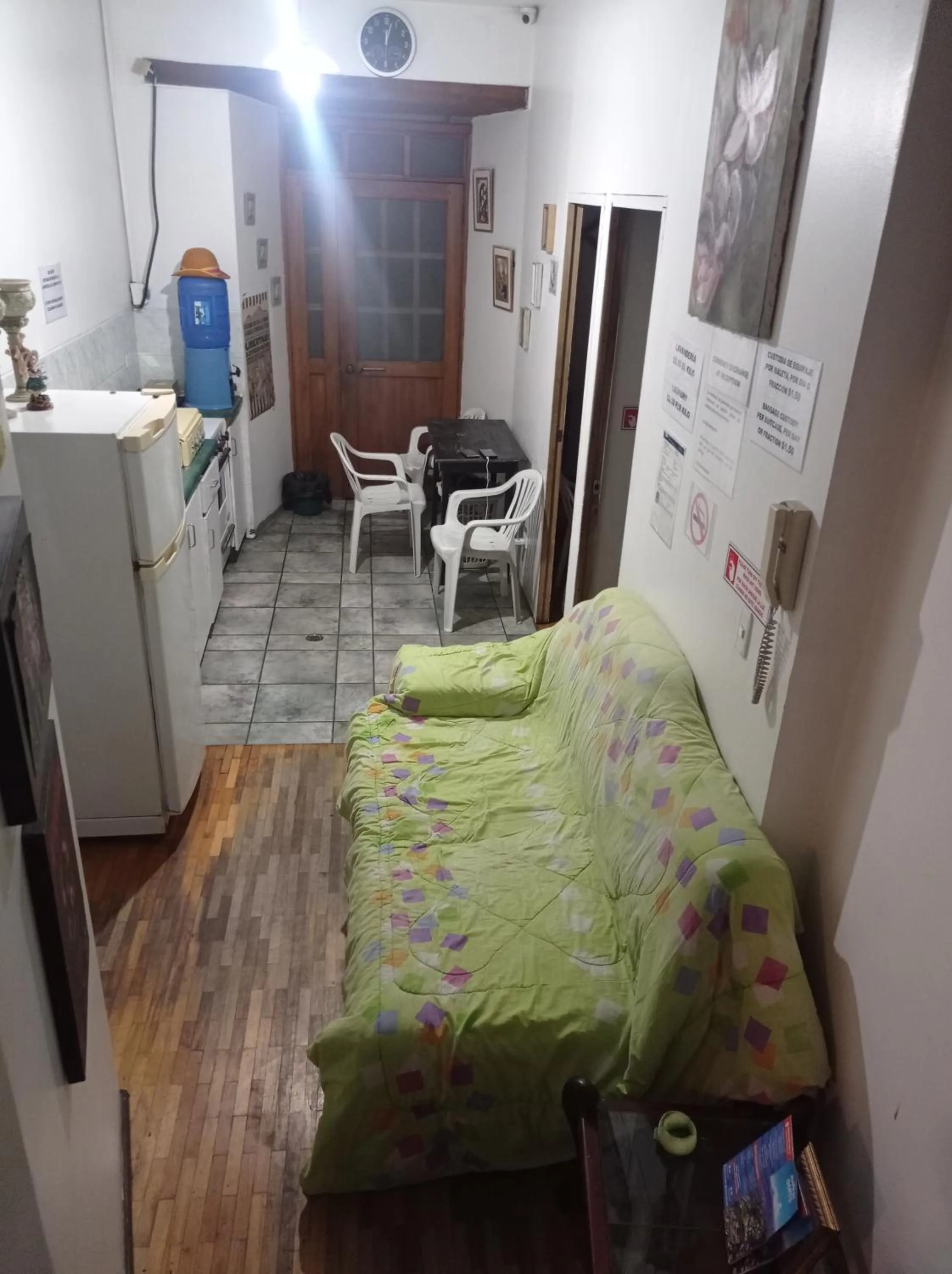 Single Bed in Mixed Dormitory Room in DON- PABLITo