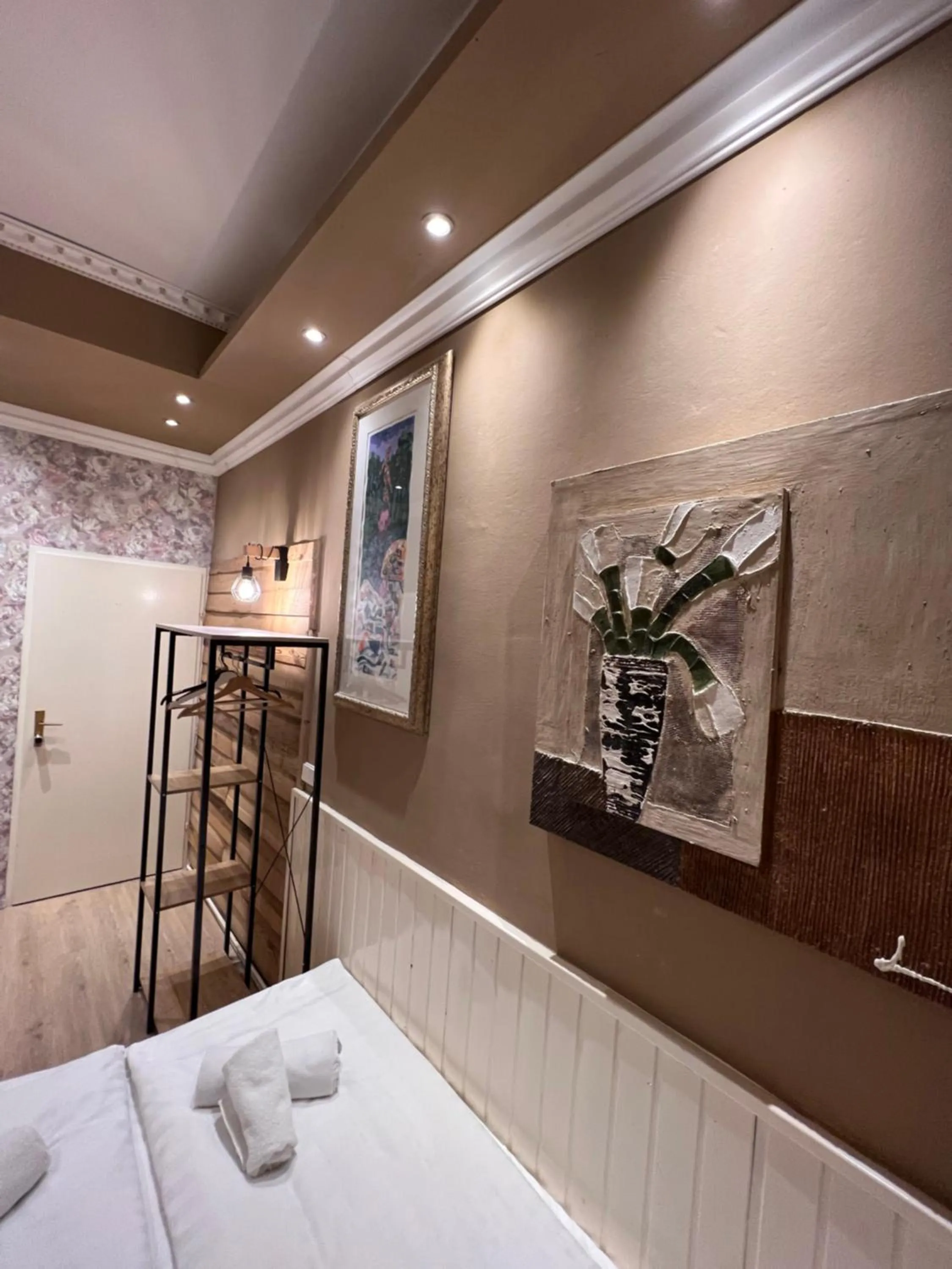 Bedroom, Bed in Urban Boutique Hotel