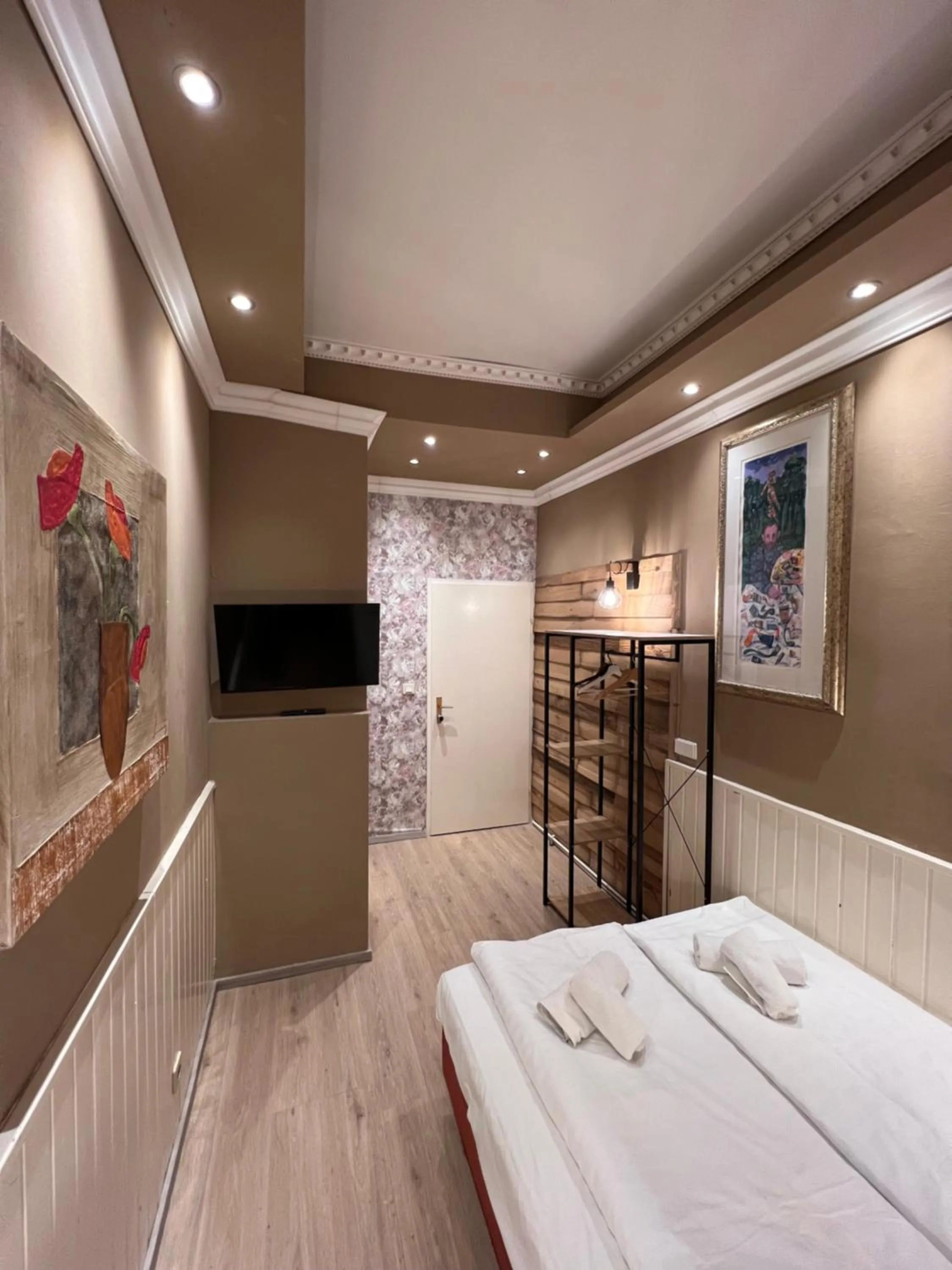 Bedroom, Bed in Urban Boutique Hotel