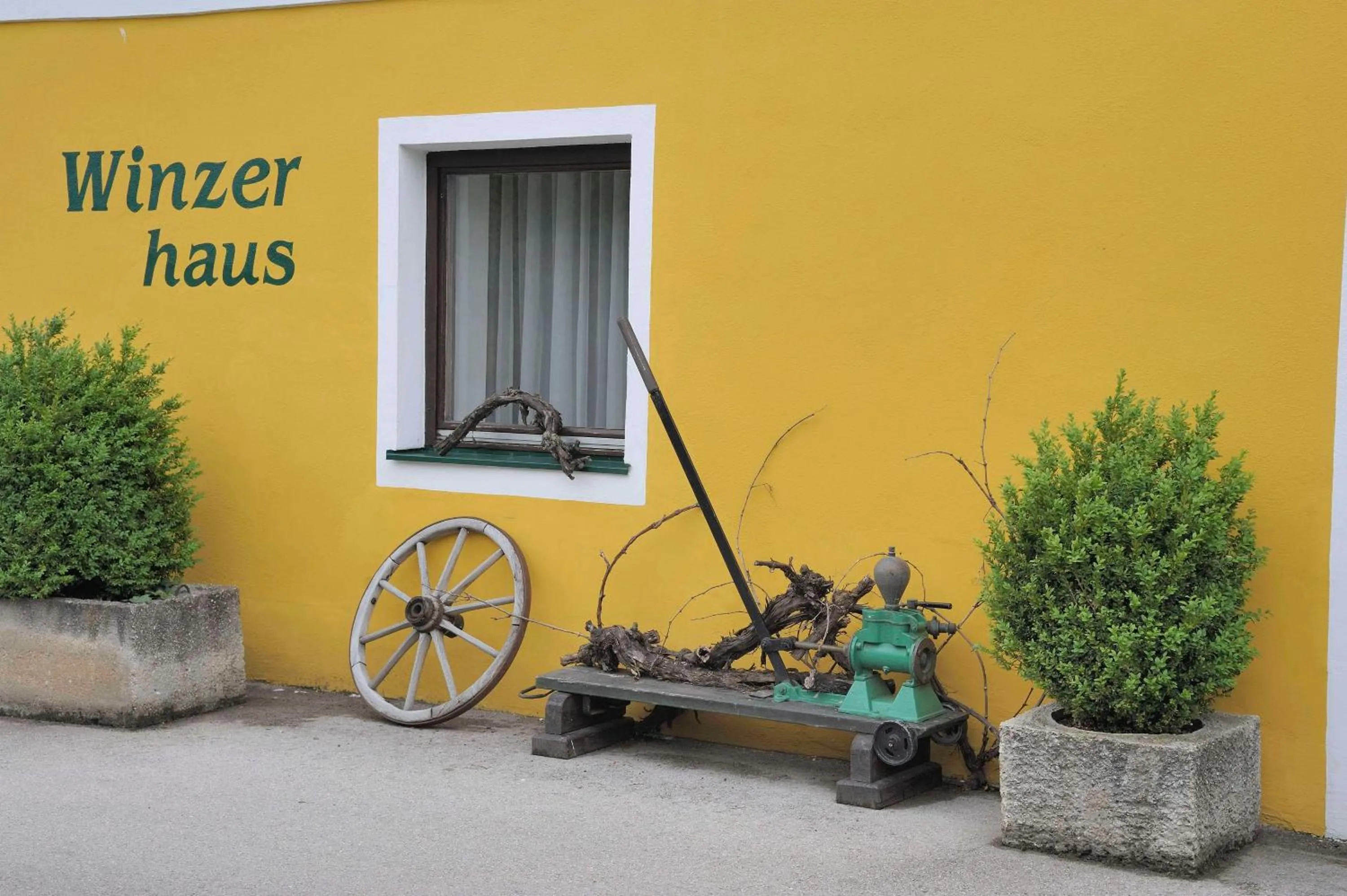 Facade/entrance in Tennis Golf Hotel Höllrigl