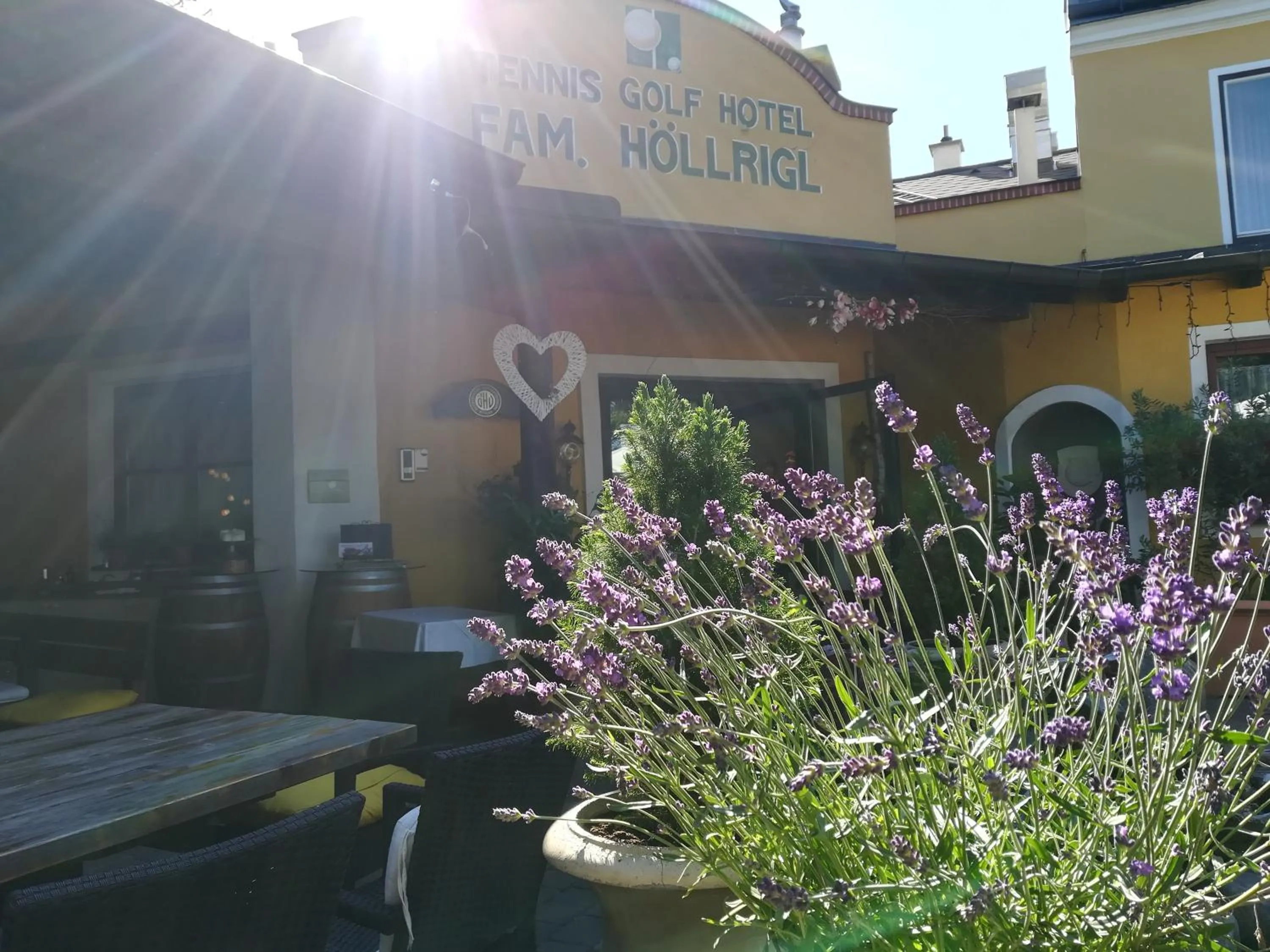 Facade/entrance in Tennis Golf Hotel Höllrigl