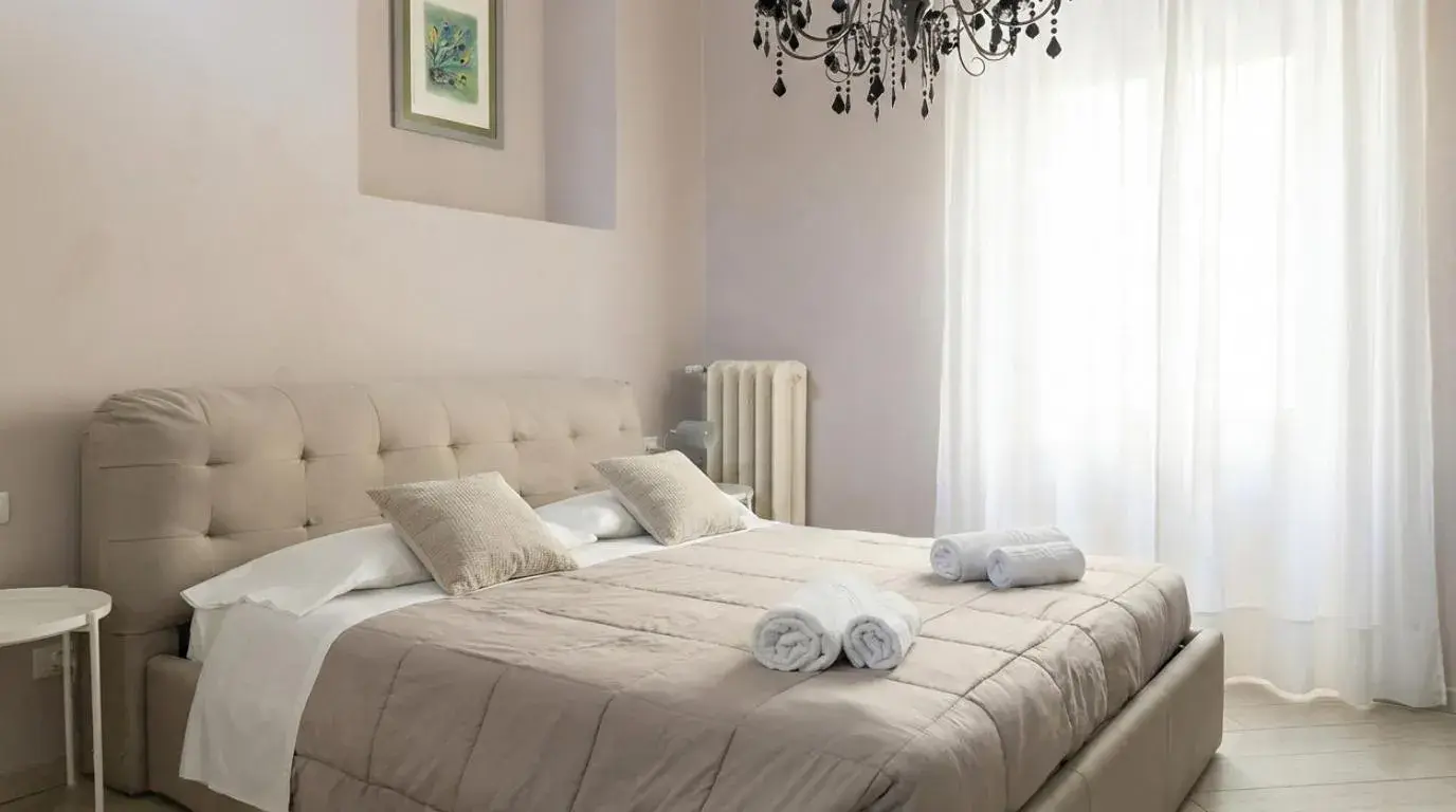 Double Room with Private Bathroom in Allegra Toscana - Affittacamere Guest house Arezzo Double Room with Private Bathroom in Allegra Toscana - Affittacamere Guest house Arezzo