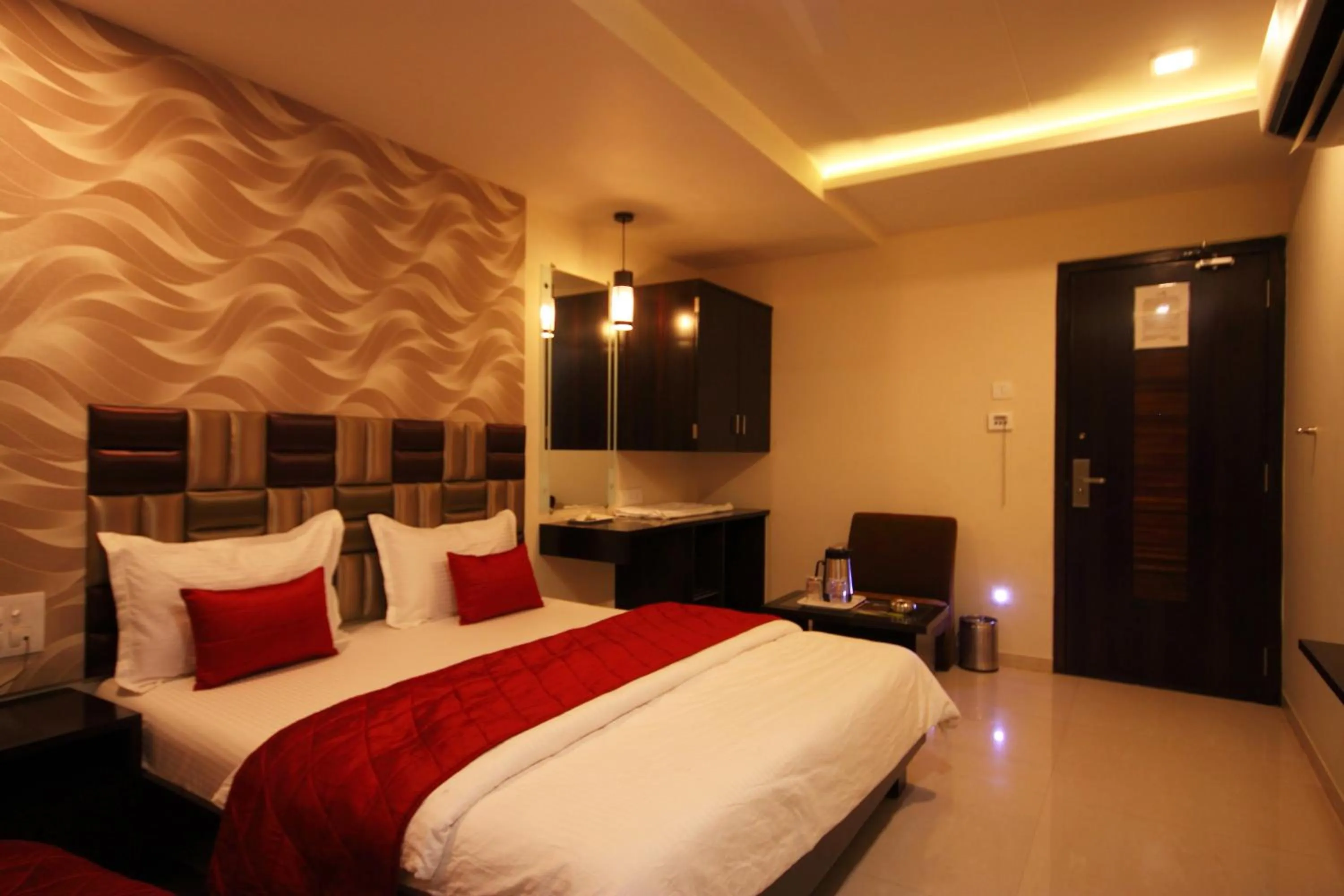 Bed in Hotel Furaat Inn